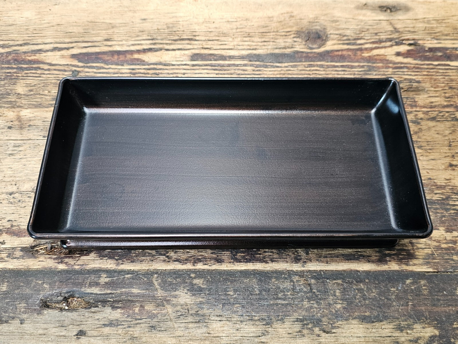Black Metal Desk Tray 10"L × 5"W × 1.5"H (1.2 lb.)