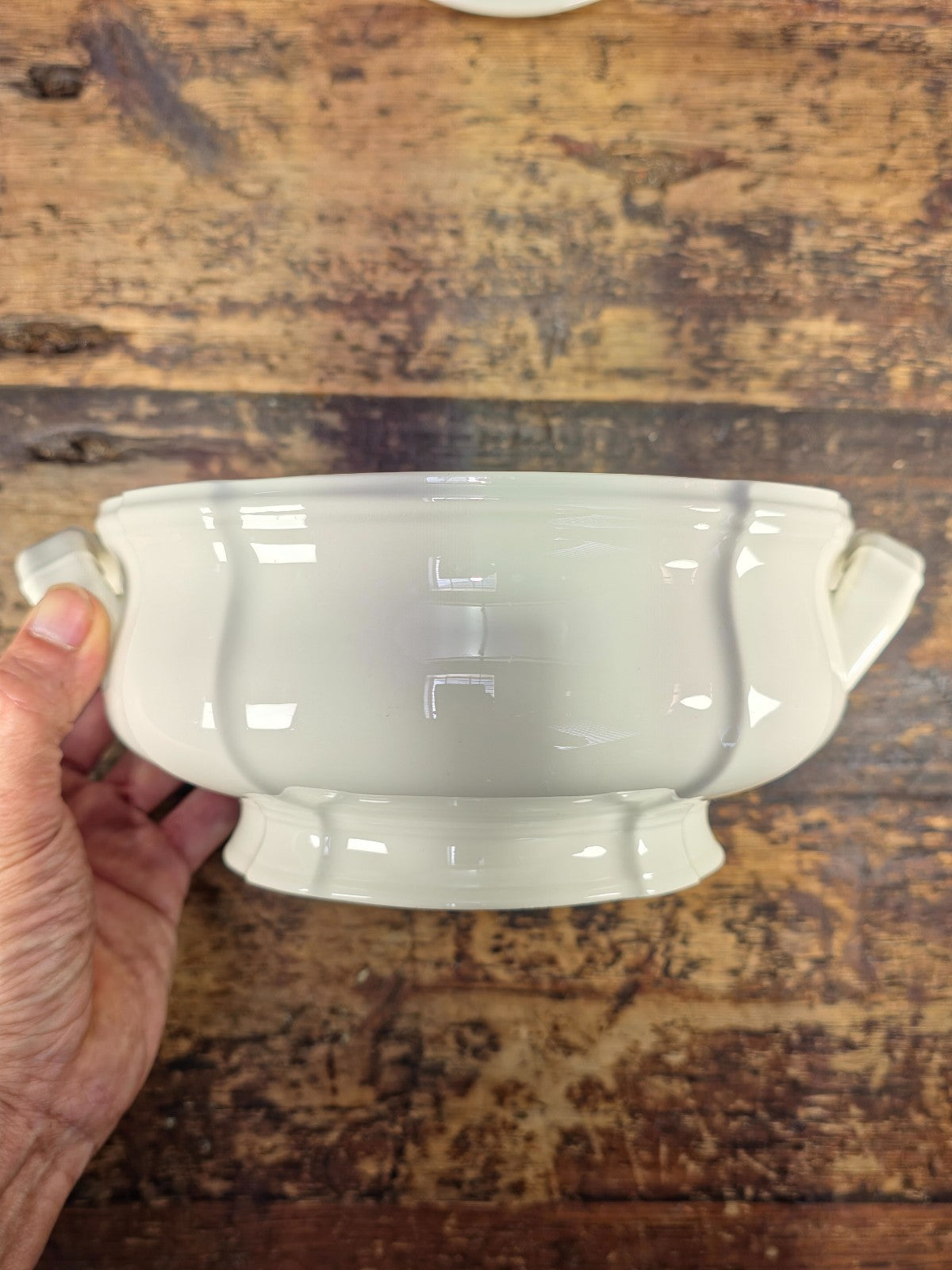 Villeroy &  Boch Manoir Round Covered Vegetable 7.5"