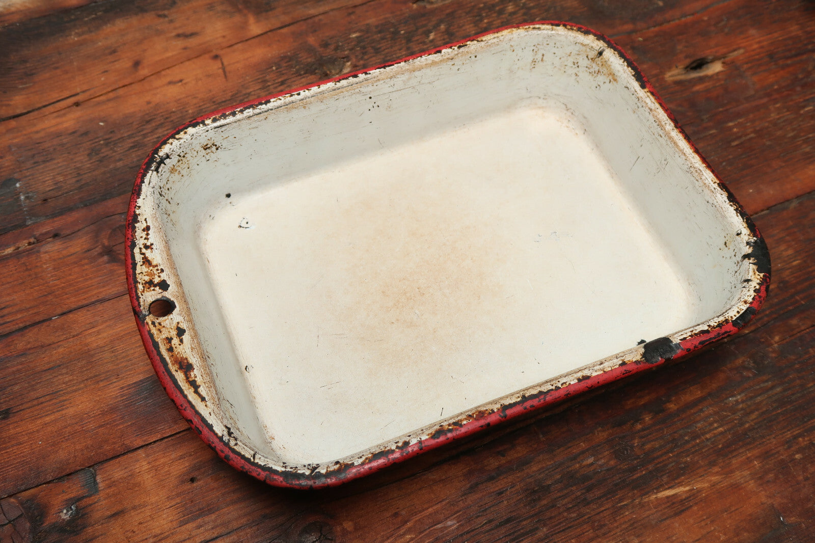 Vintage Enamel Ware Rustic Baking Pan White / Red 10.5" x 8" x 2"
