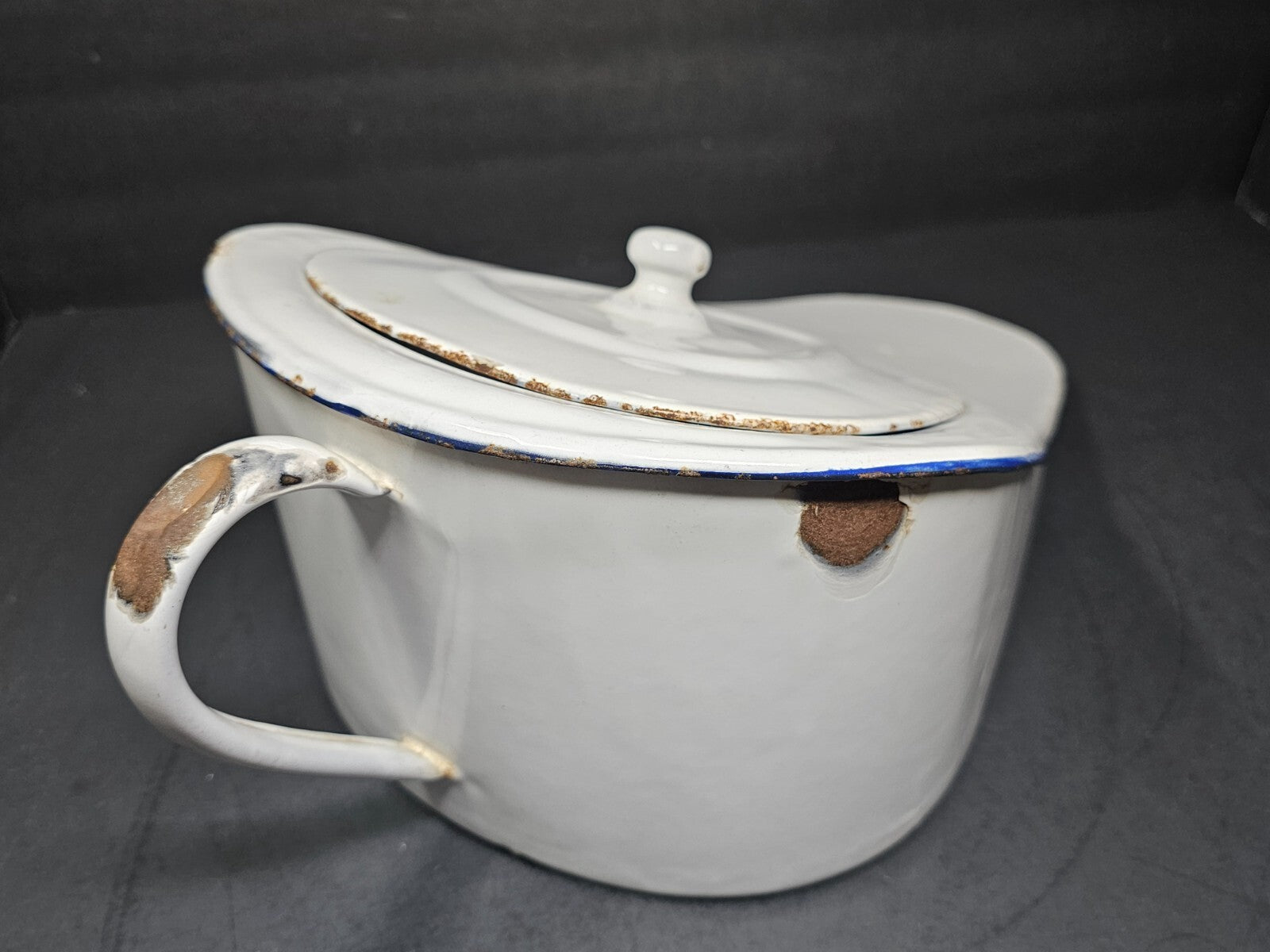Vintage Hospital Enamelware Bed Pan With Lid & Handle