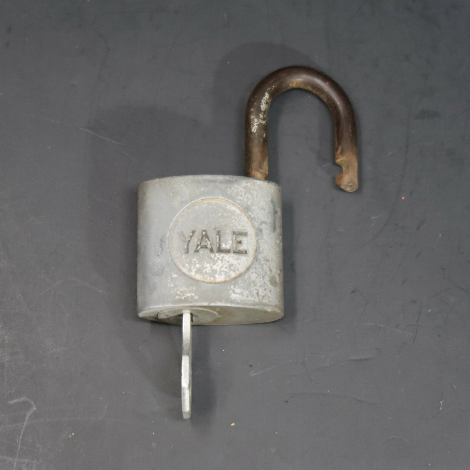 Vintage YALE Padlock With Aluminum Key