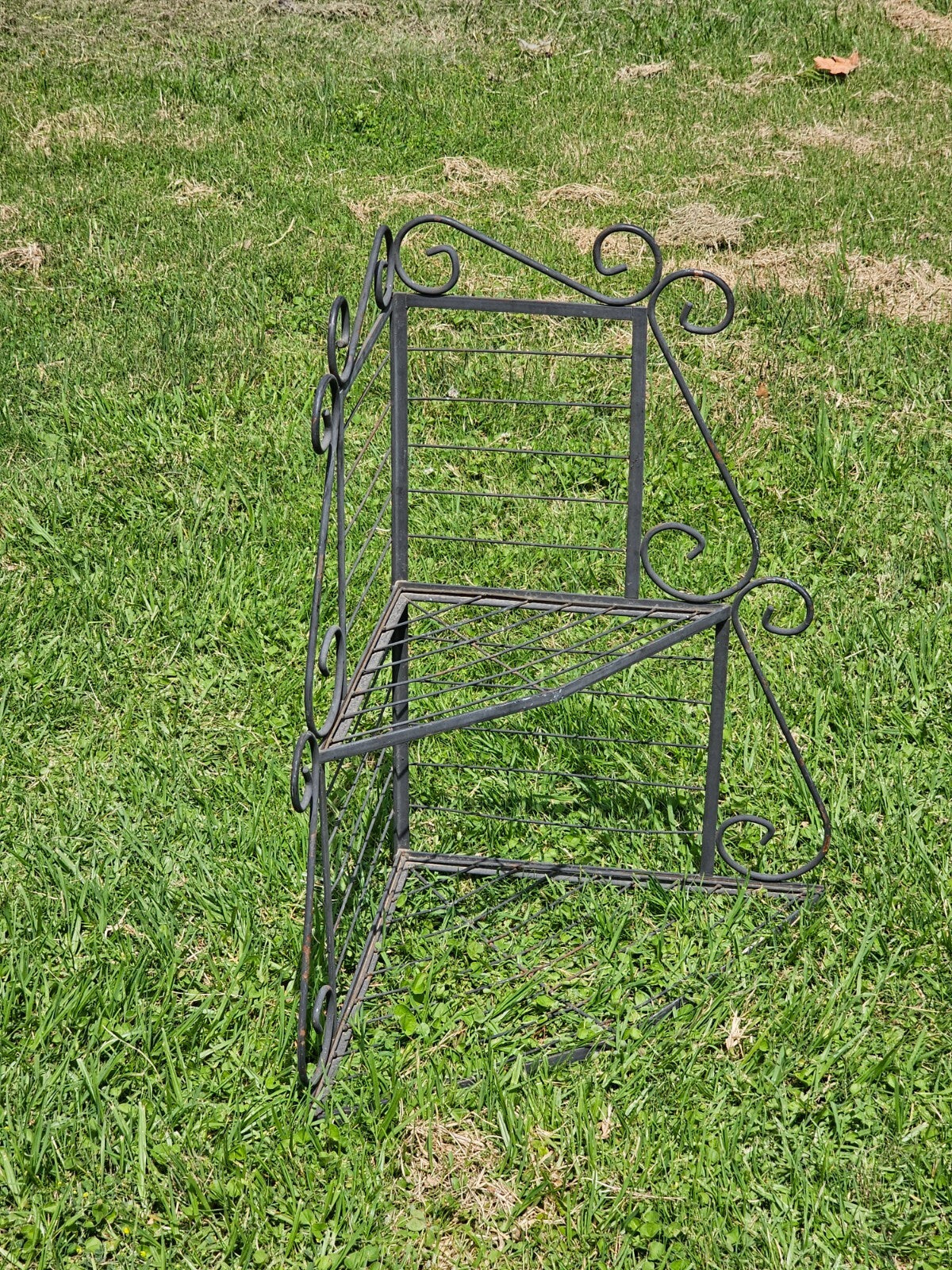 Vintage Metal Scrolled Corner Shelf Plant Stand Weathered
