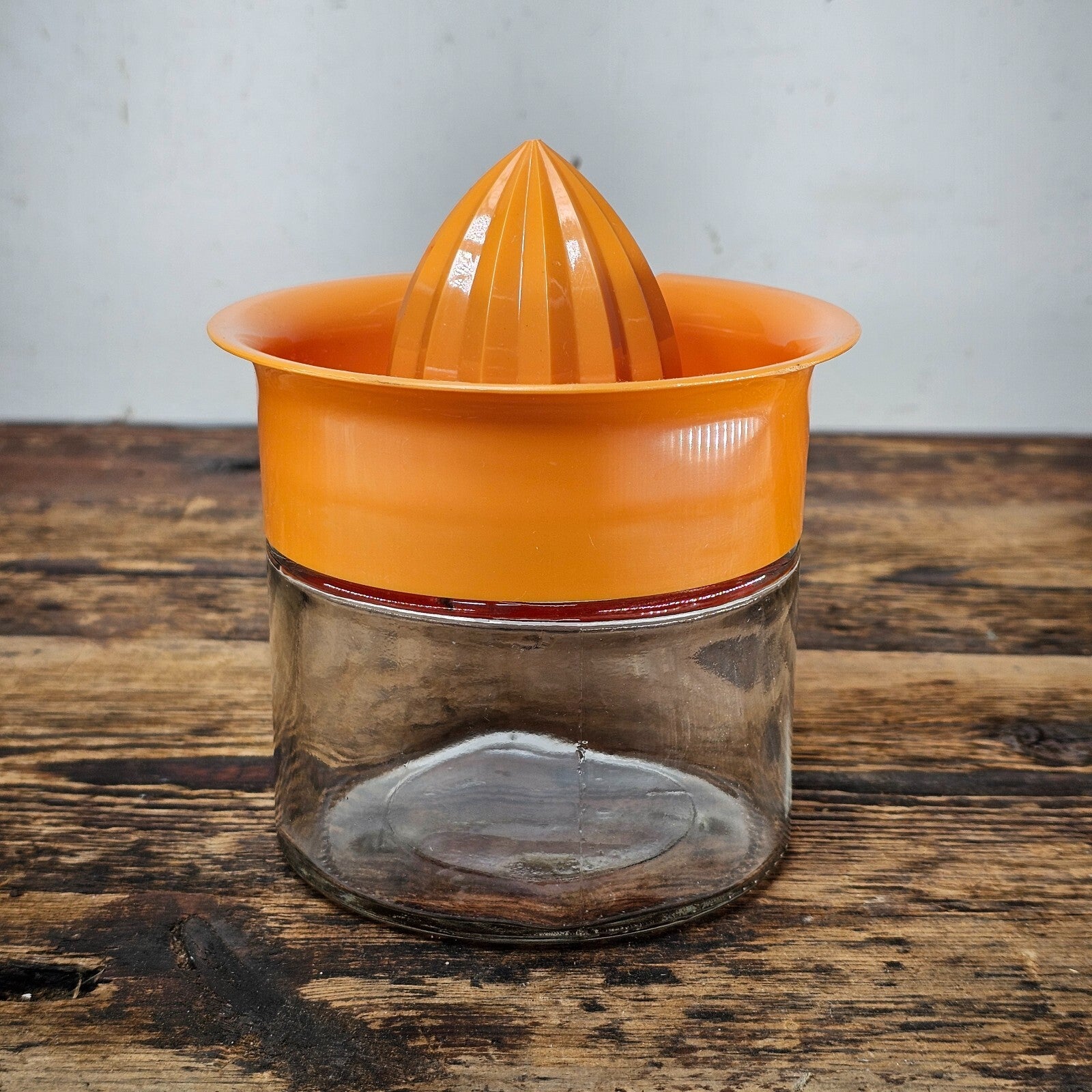 Vintage Gemco Citrus Reamer Hand Juicer with Orange Plastic Top Glass Bottom