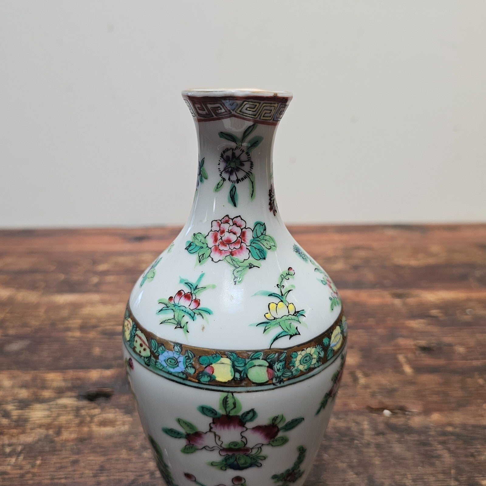 Antique Chinese Porcelain Doucai Ewer Pitcher Qianlong Mark 9" H