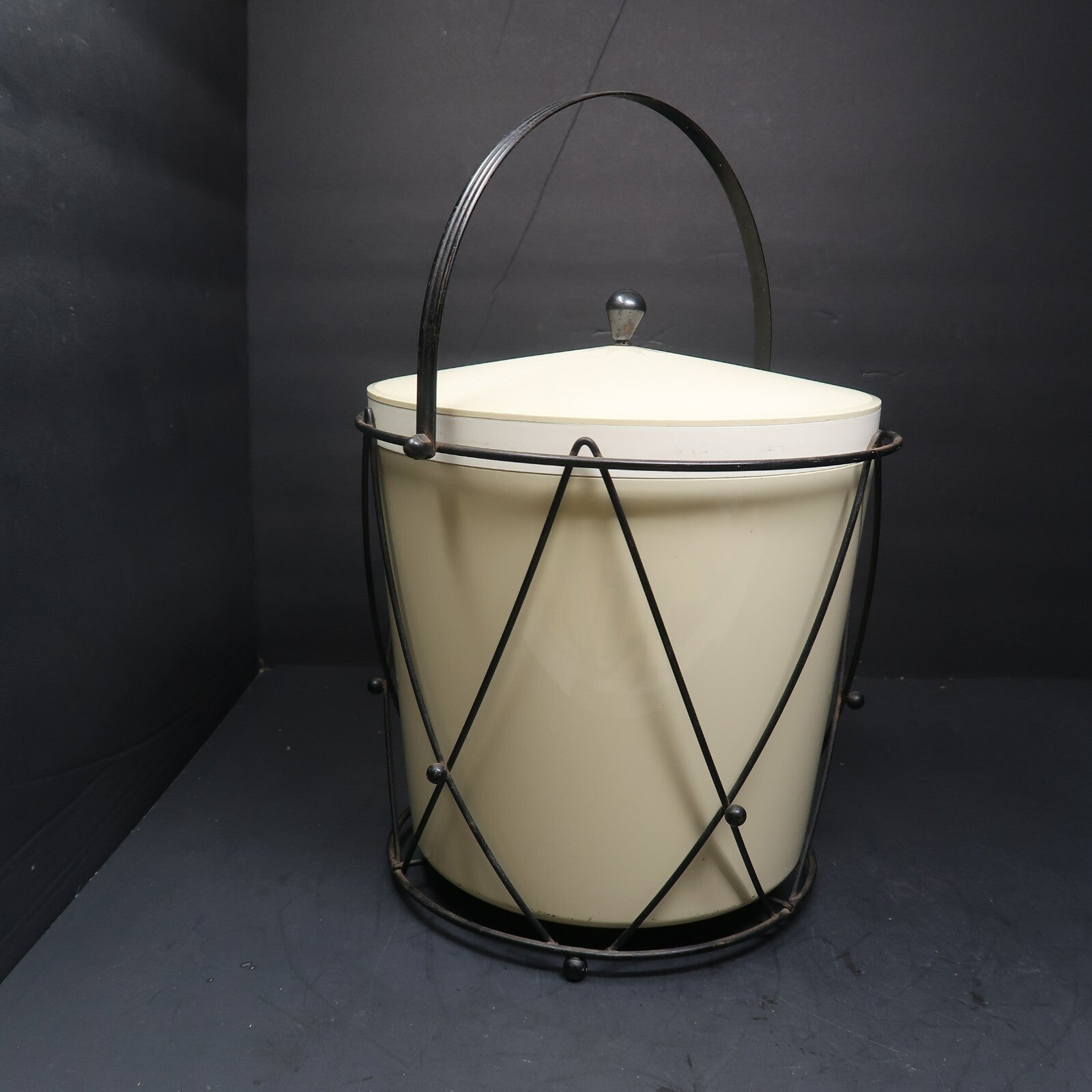Vintage Thermos Insulated Ice Bucket Model 9940 H 10" x 9" x 9"
