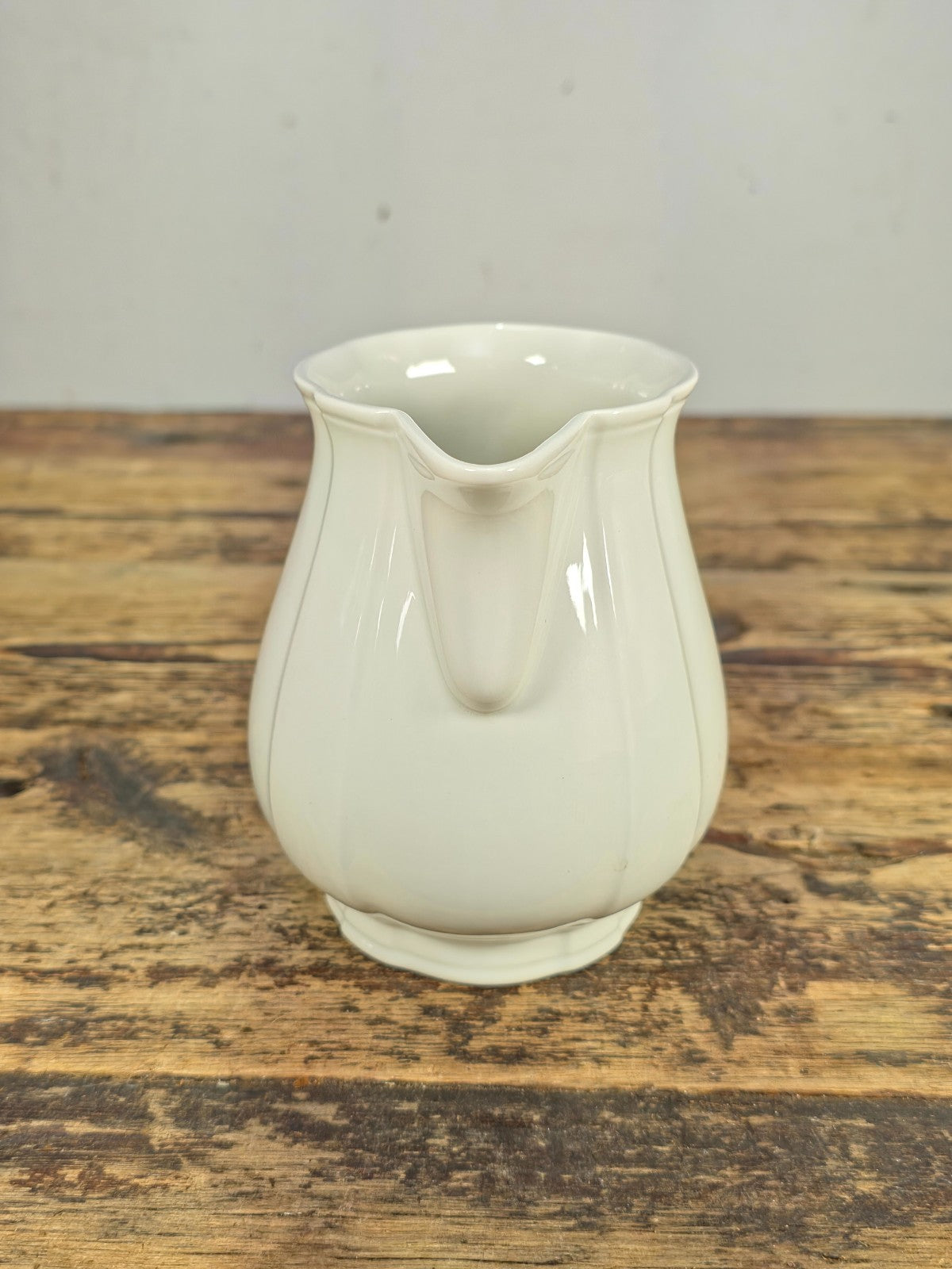Villeroy &  Boch Manoir Creamer 3.5"