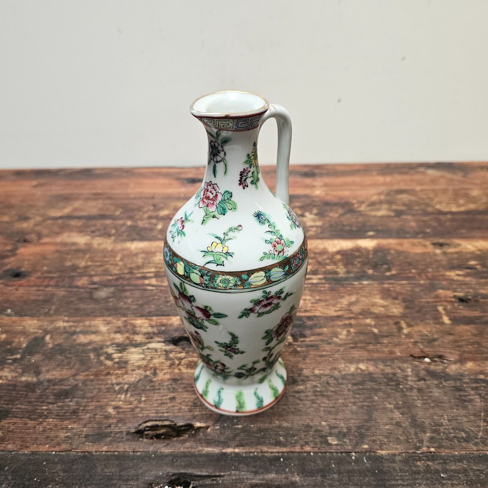 Antique Chinese Porcelain Doucai Ewer Pitcher Qianlong Mark 9" H