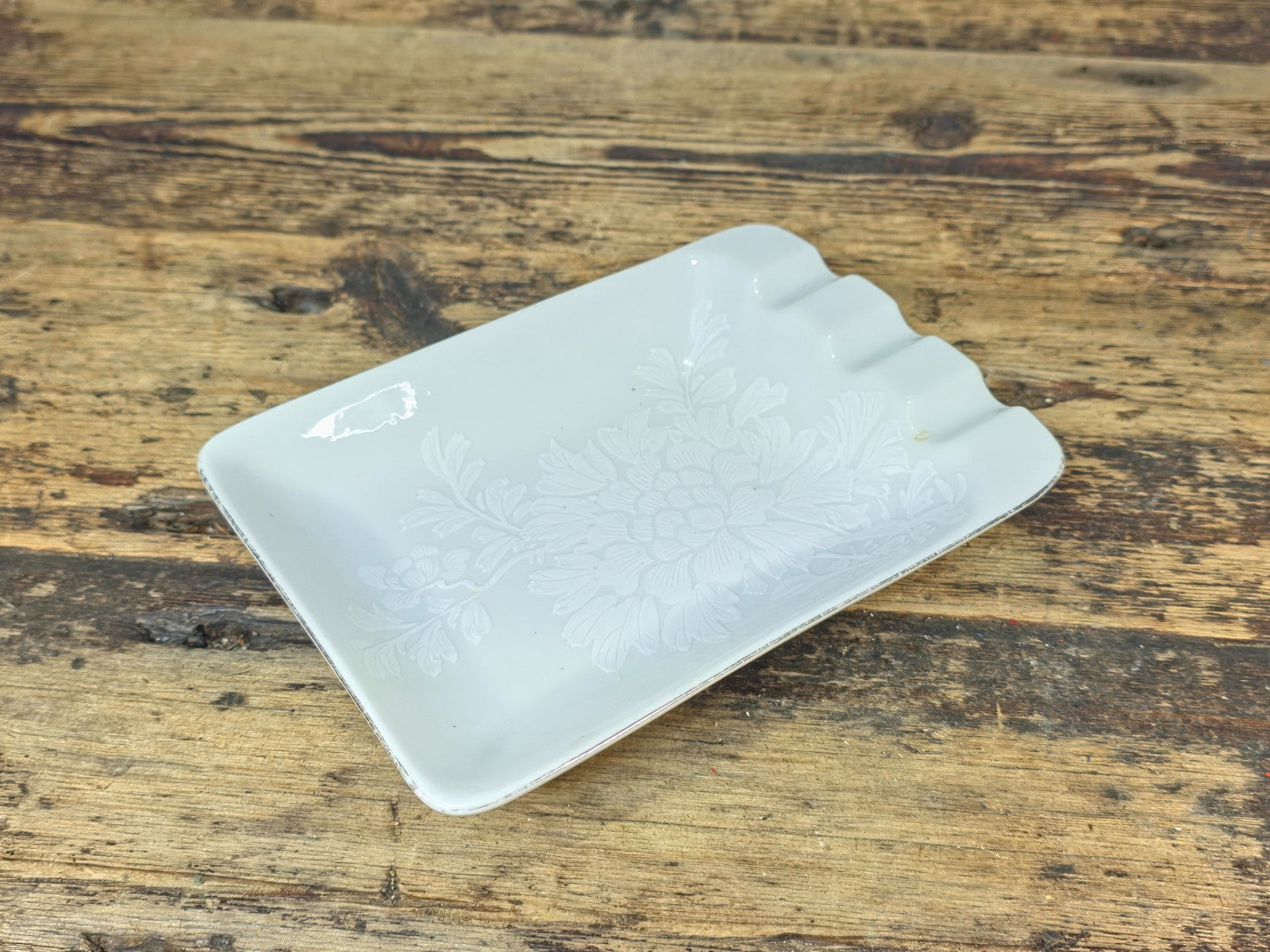 Kutani Japan White Porcelain Ashtray with Raised Chrysanthemum & Silver Trim