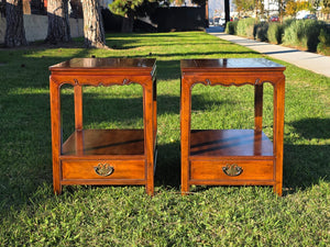 Pair of Henredon Wooden Side Tables / End Tables