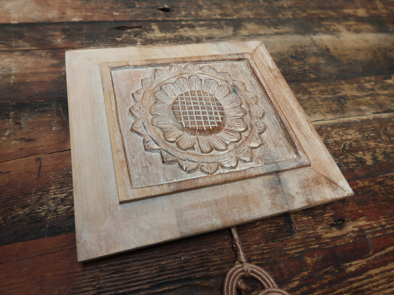 Rober Grace Hollister CA Hand Carved Wood Wall Art 9" x 9.5" (B)