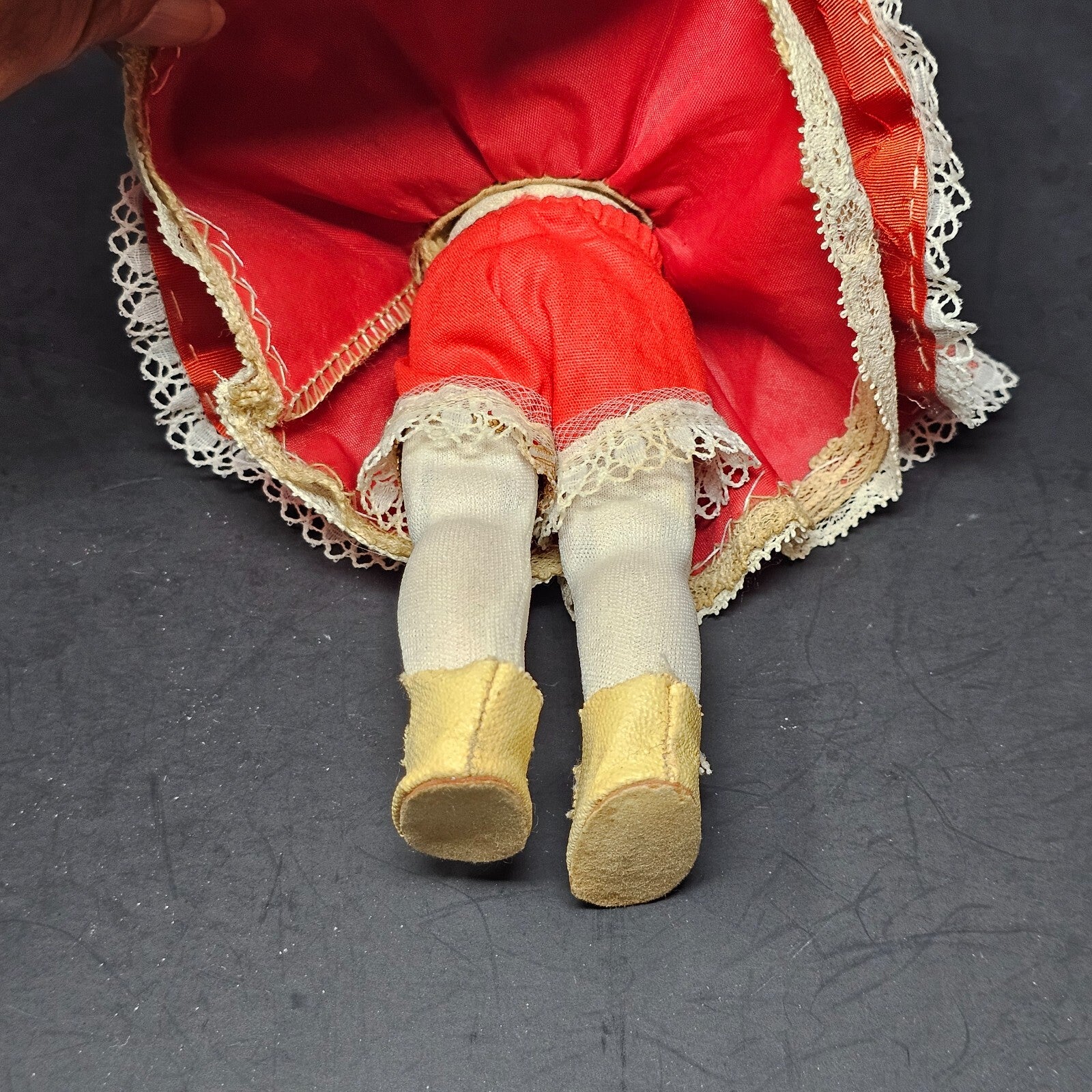 Vintage Vogue Ginny Bent Knee Walker Doll 8" 1950's