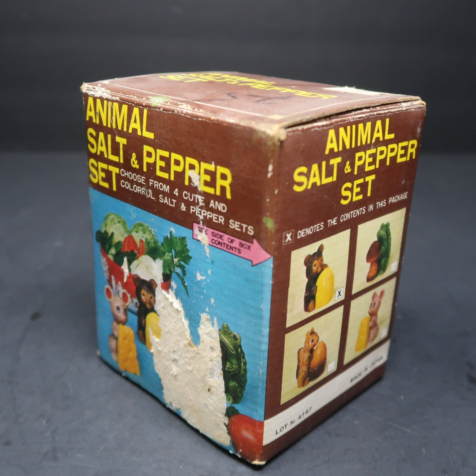 Vintage JC Penny Bear & Beehive Salt & Pepper Shaker Set