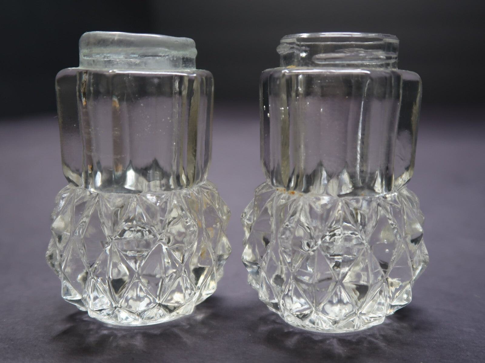 Salt and Pepper Shakers Set 1.75" x 1.75" x H4"