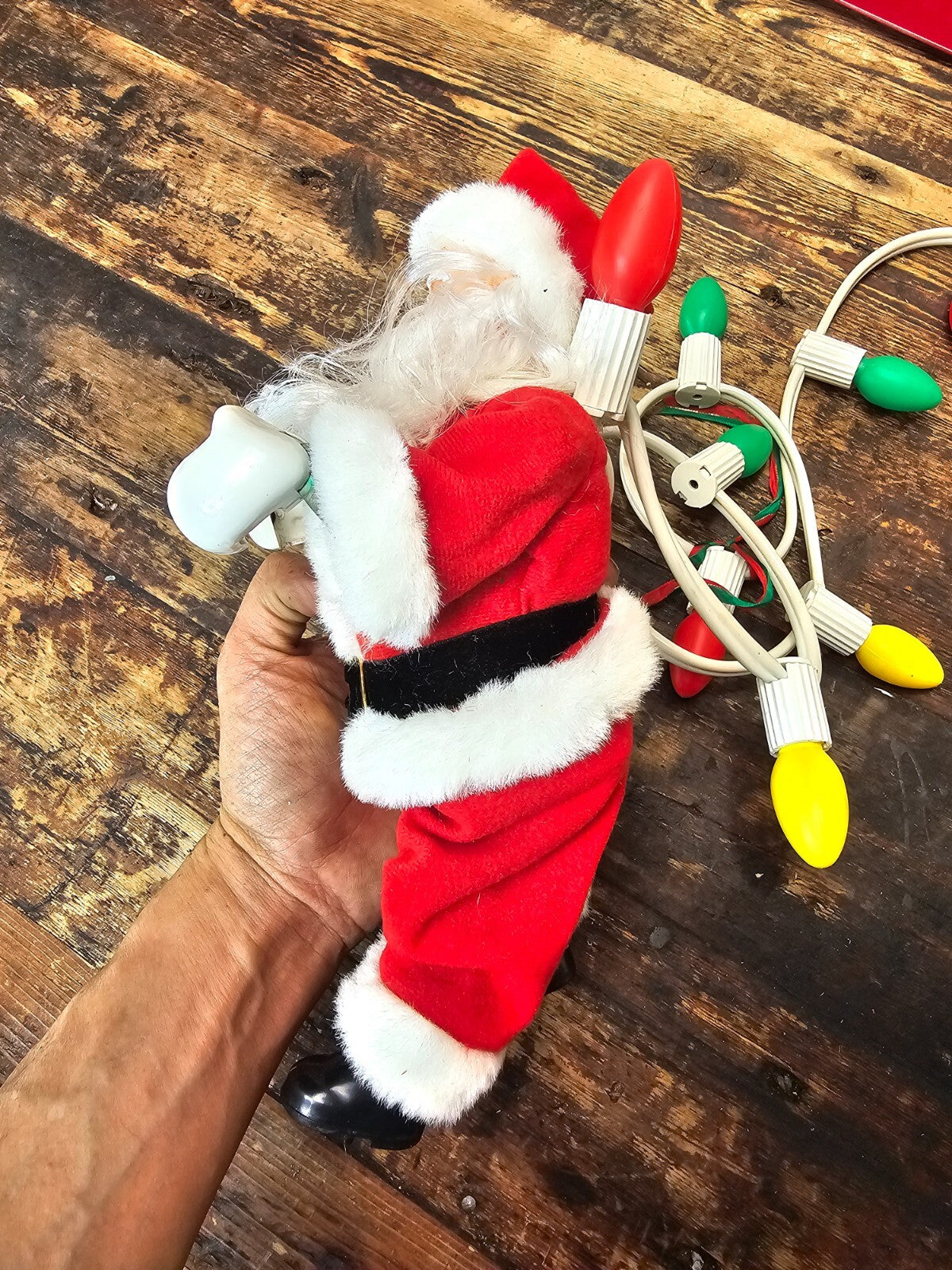 Vintage 1990s Mr Christmas Stepping Santa Ladder Climbing Musical (Works)