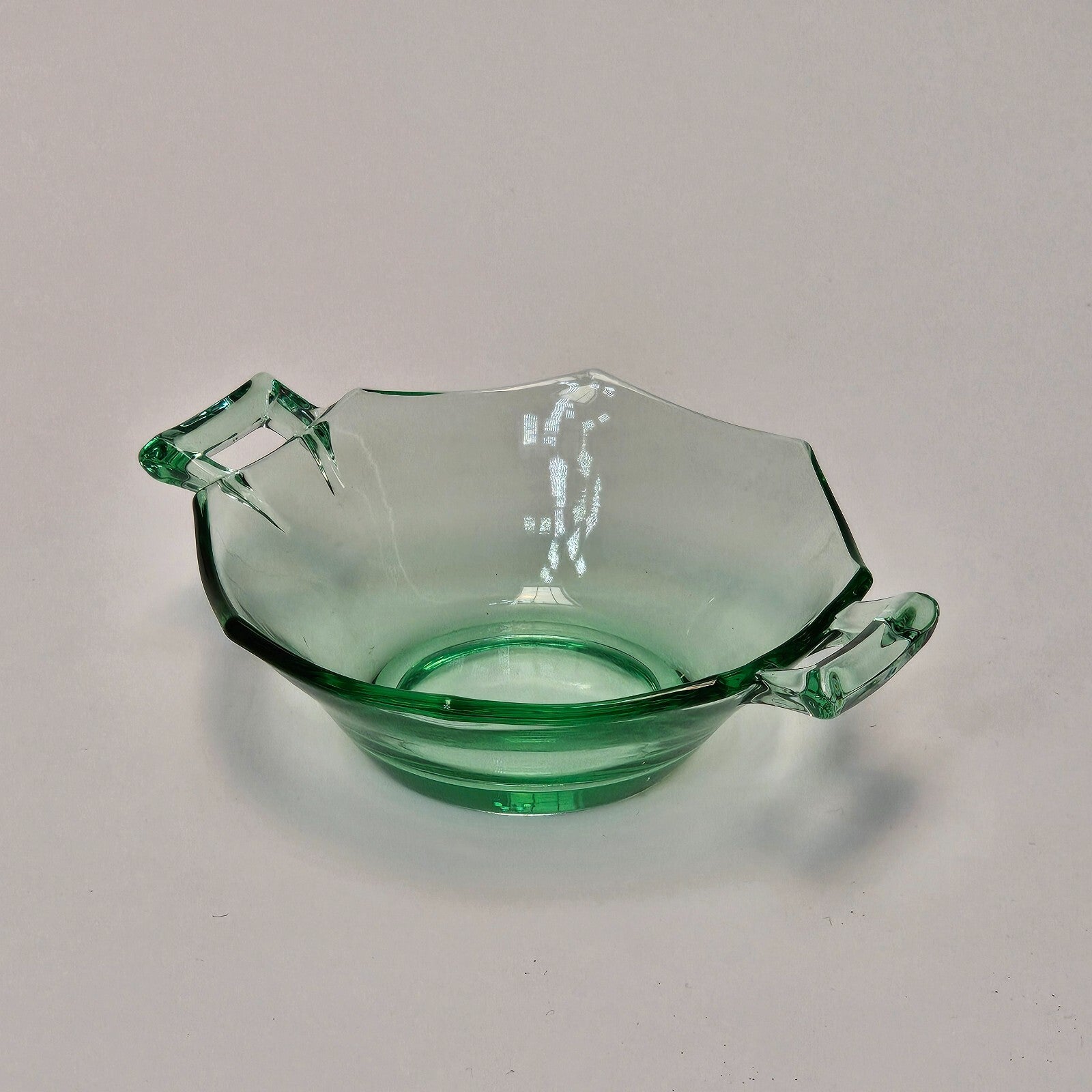 Heisey Octagon Moongleam Handled Nut Bowl