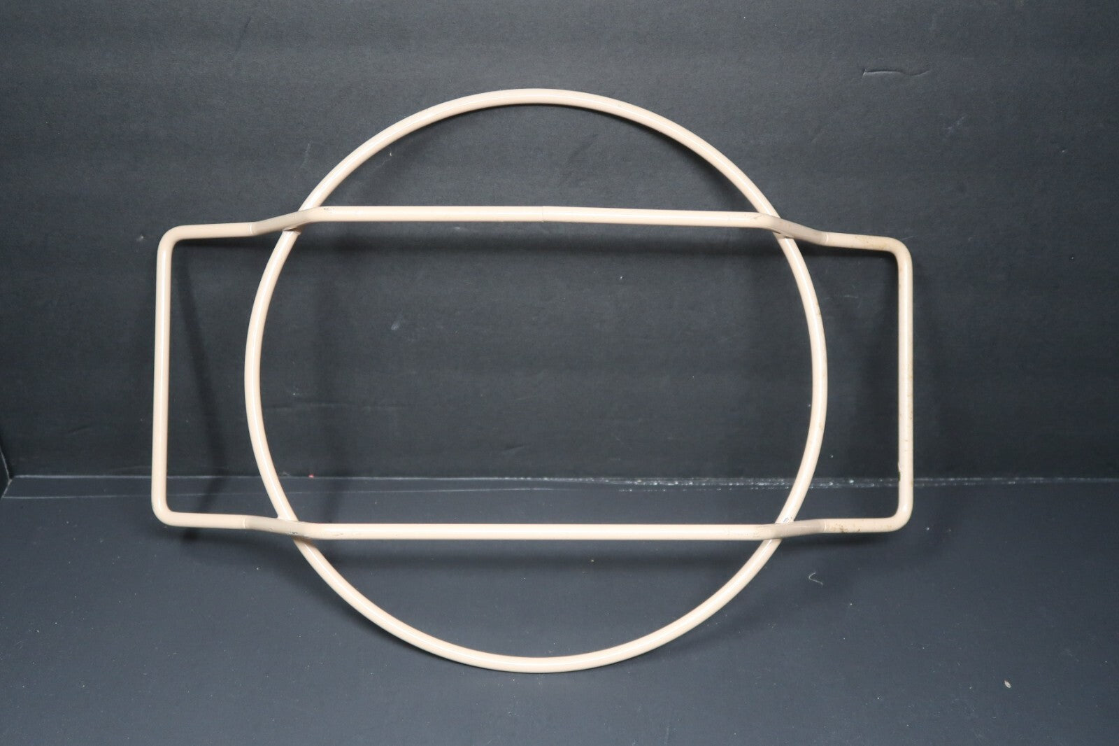 Oven to Table Glass Bakeware With Metal Stand Marinex About 10" x 10" x 1.75"