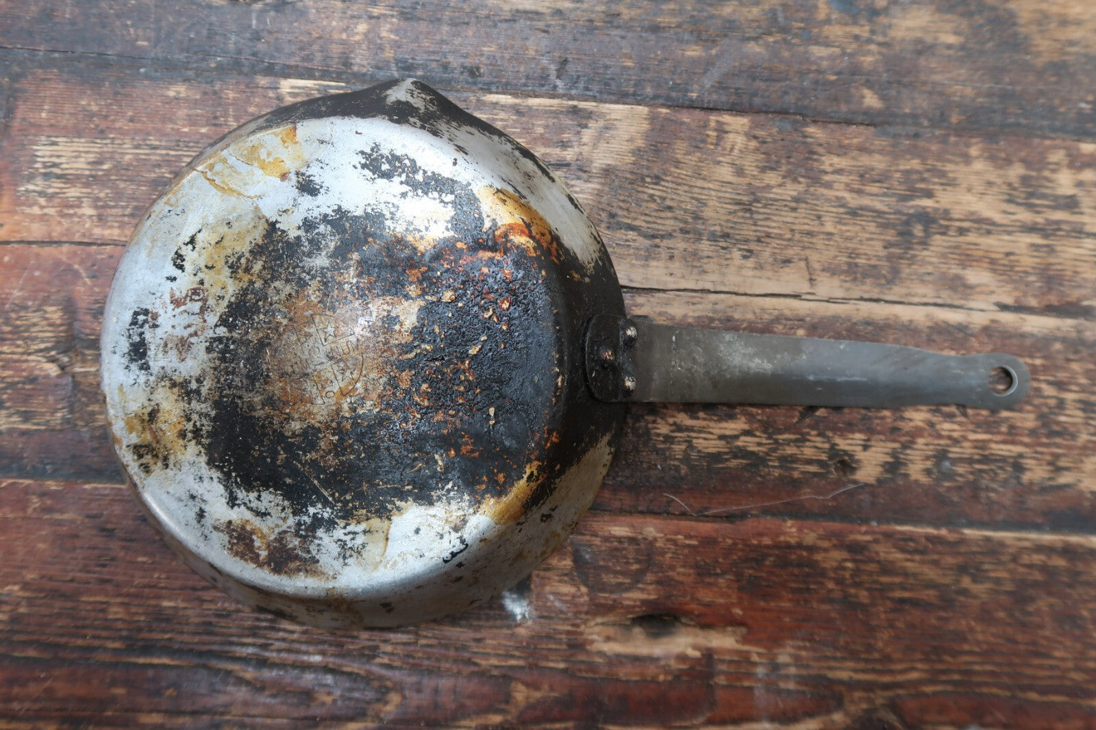 Vintage Wear-Ever 7" Aluminum Frying Pan