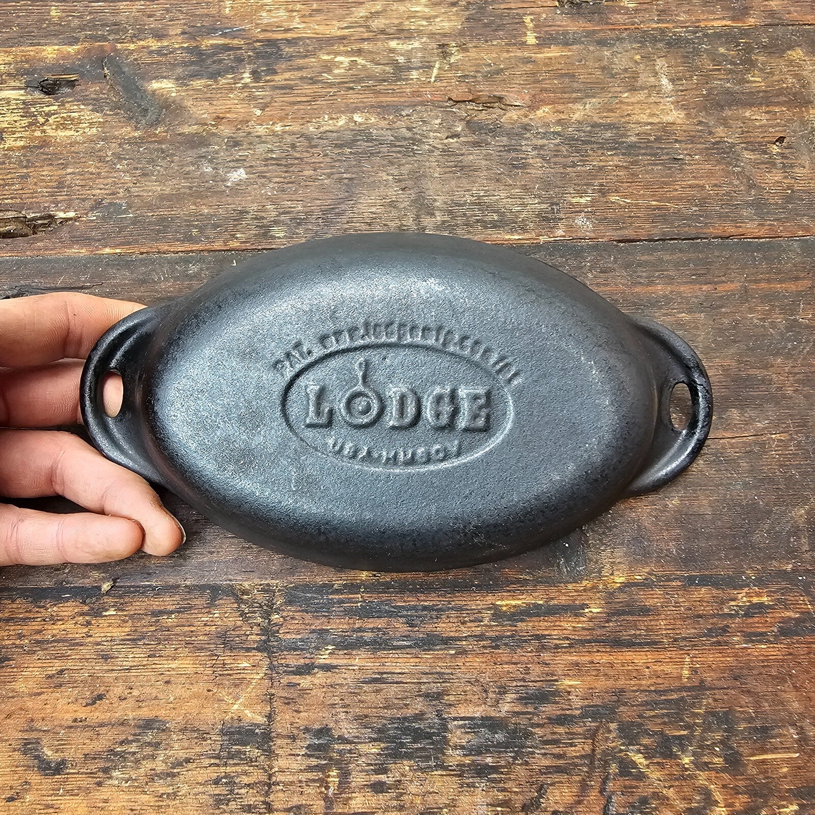 Lodge 9 Ounce Cast Iron Oval Serving Dish Mini USA 8" x 4"