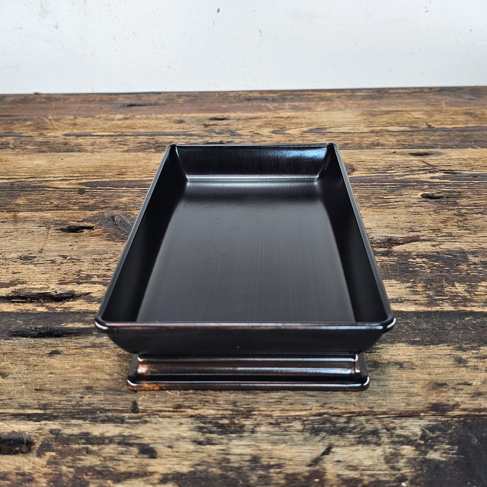 Black Metal Desk Tray 10"L × 5"W × 1.5"H (1.2 lb.)