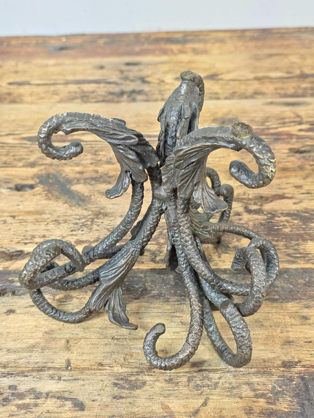 Botanical Cast Bronze Sphere Stand — Acanthus Leaf Orb Holder 6"