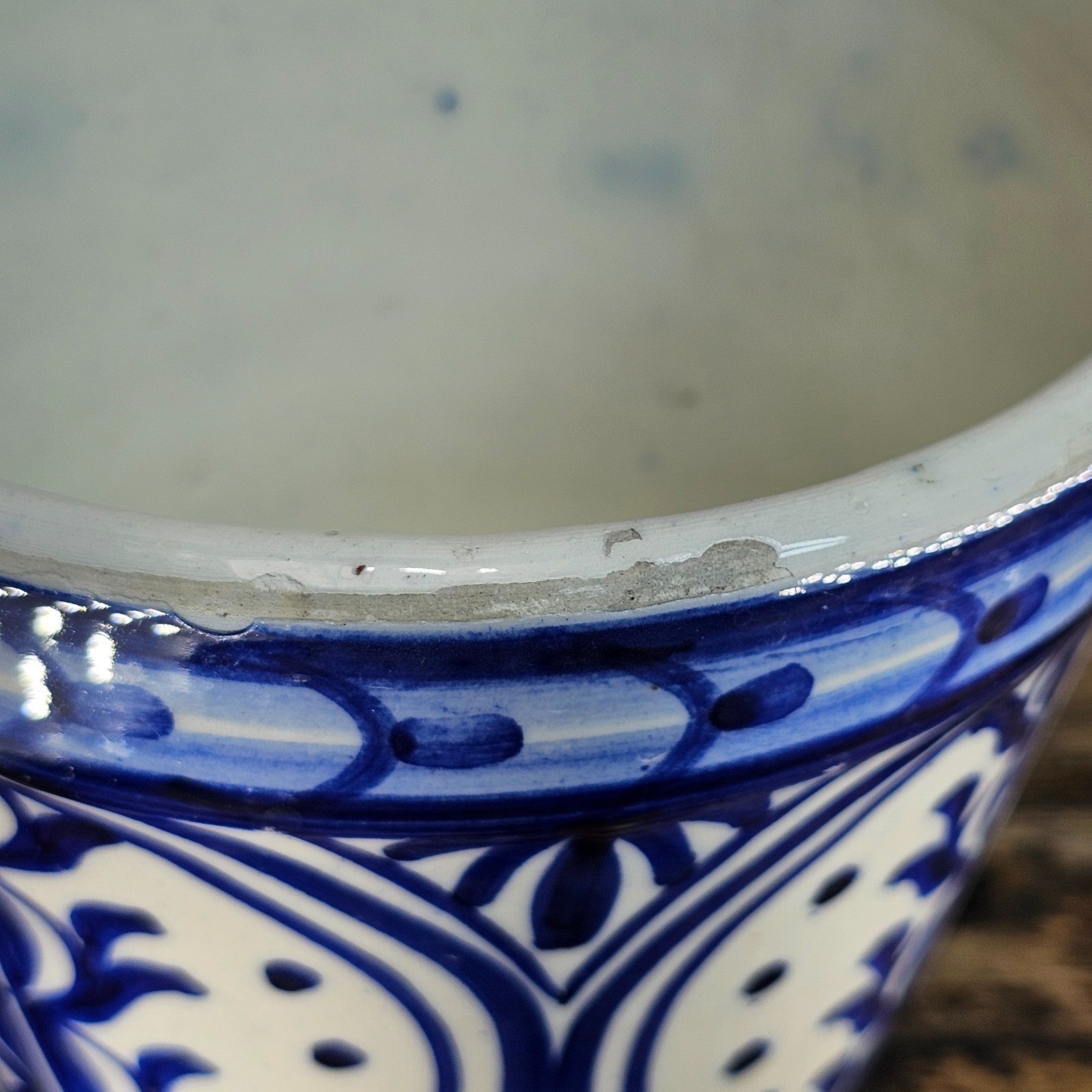 Vintage Spanish Talavera Pottery Planter | Blue & White Hand-Painted