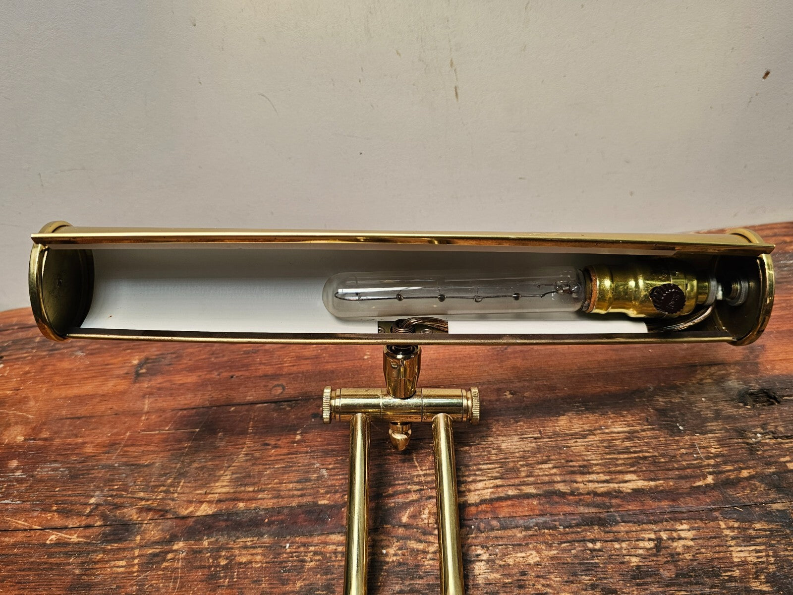 Vintage Brass Finish Bankers Desk Lamp