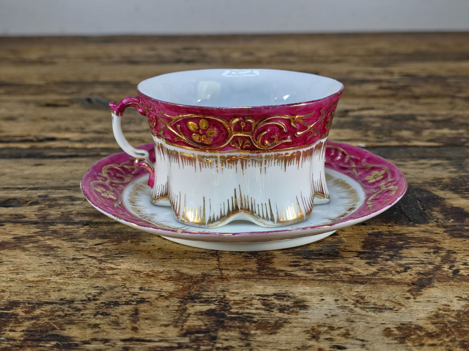 Vintage English Pink & Gilded Gold Porcelain Cup & Saucer – Beautiful Condition