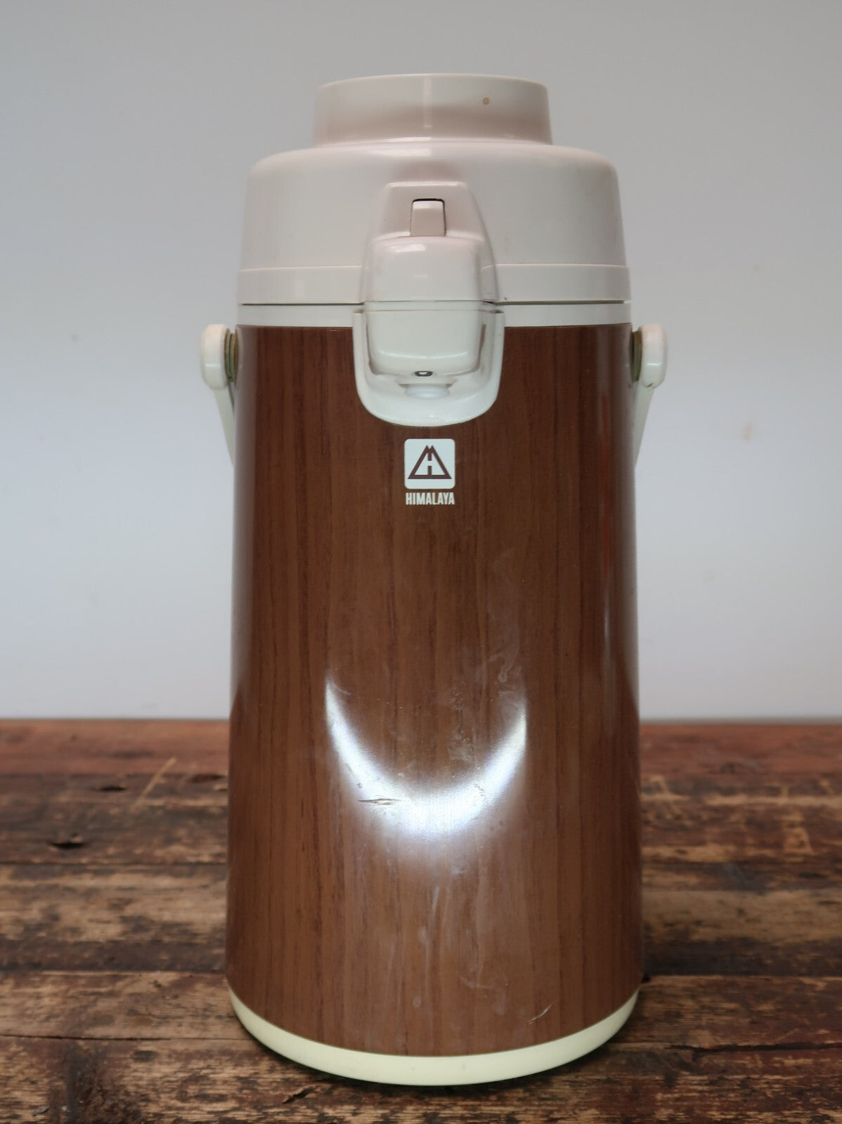 Vintage Air Pot Tea Coffee Dispenser Thermos Carafe Wood Tone 2 Quart Korea