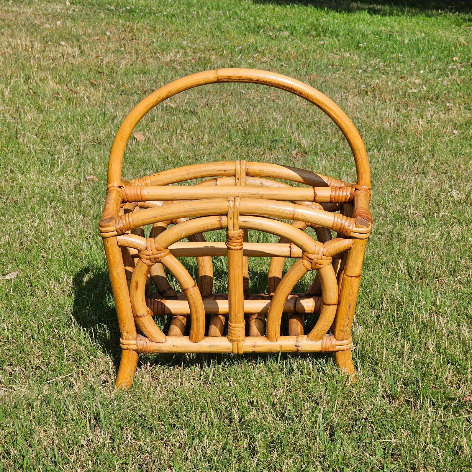 Vintage Calif-Asia Rattan Bamboo Boho Tiki Magazine Rack