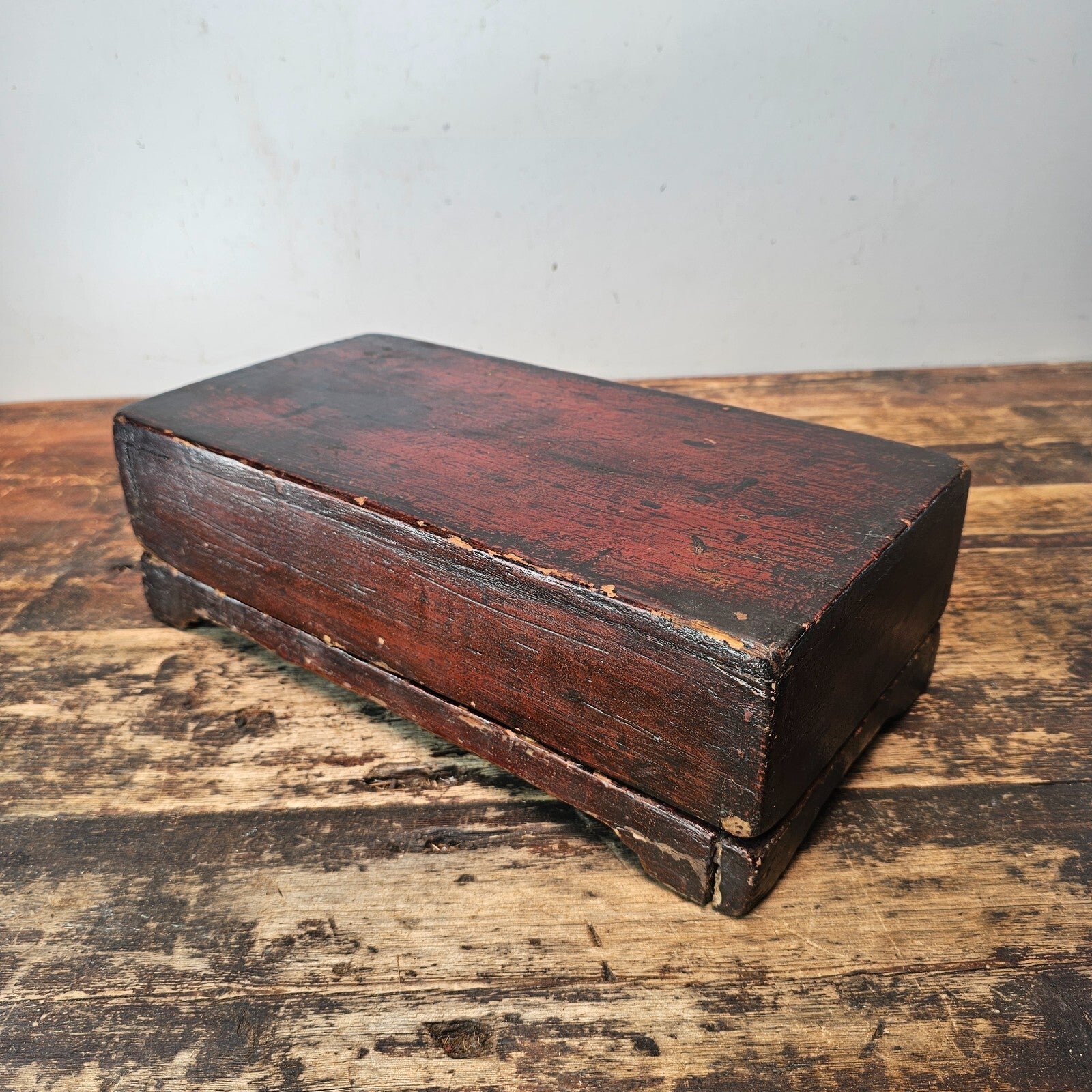 Antique Primitive Wooden Apothecary Box with 8 Wells & Lid