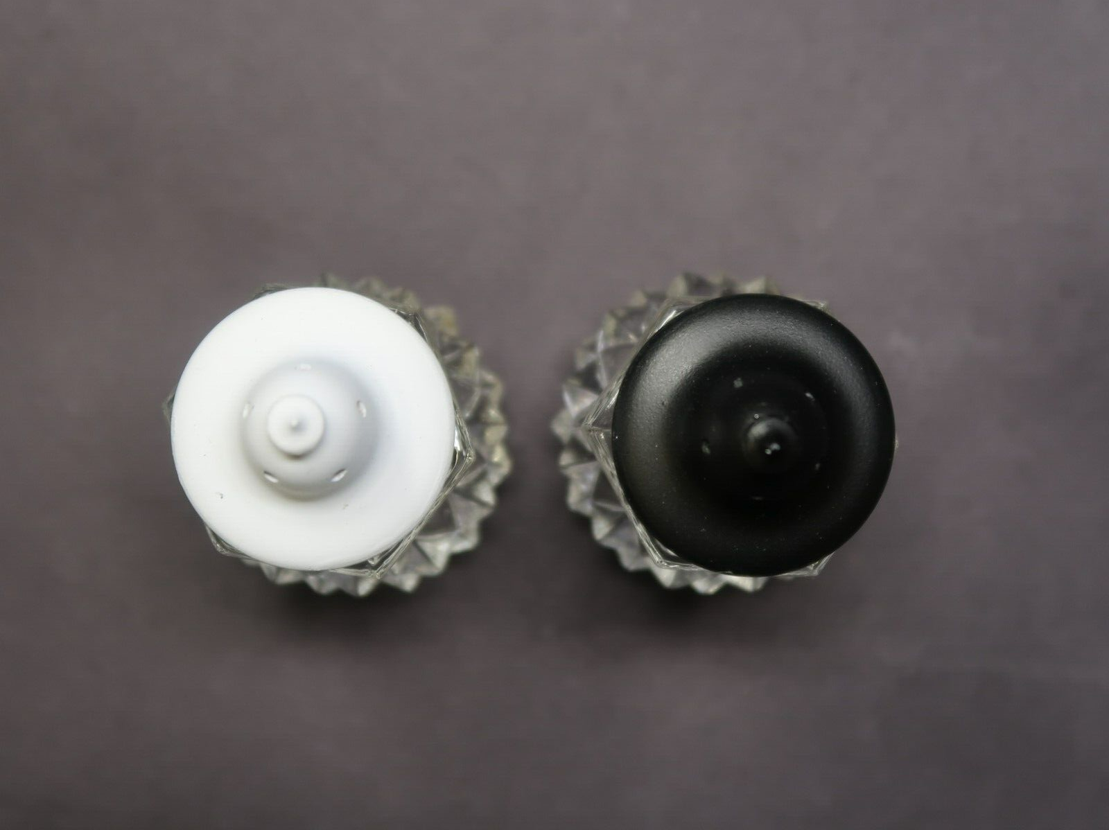 Salt and Pepper Shakers Set 1.75" x 1.75" x H4"