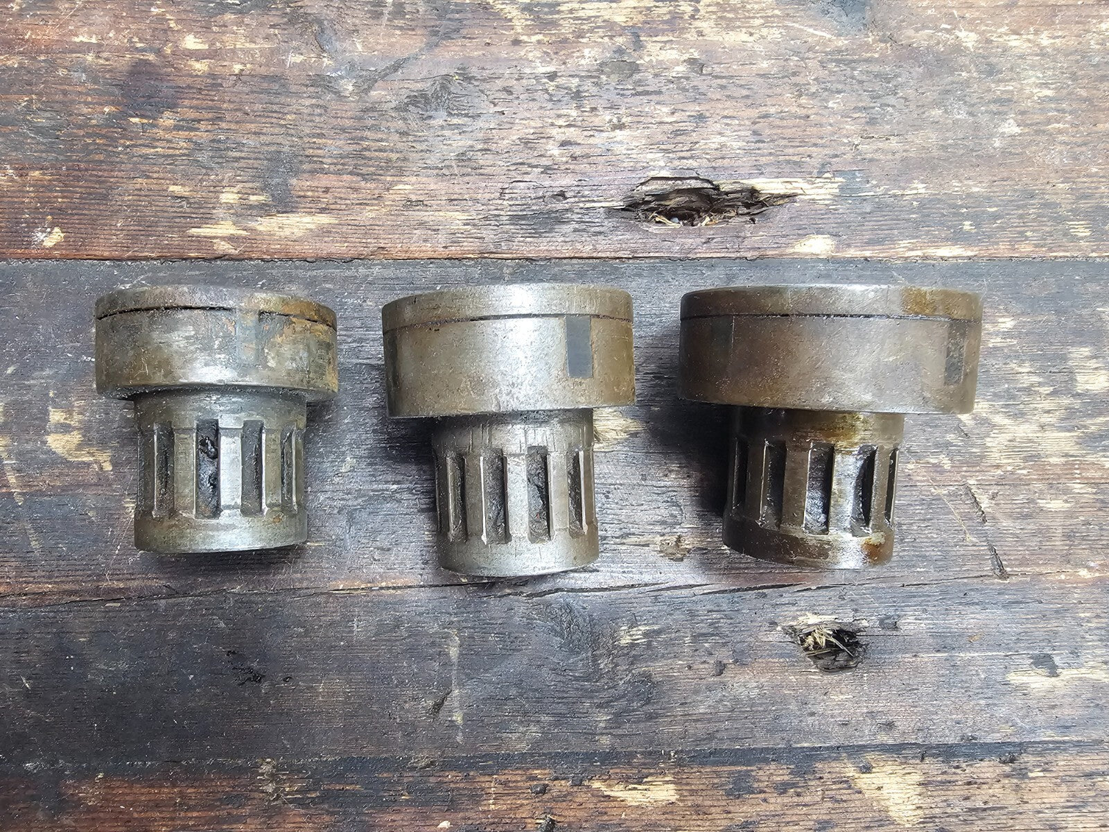 Toledo Pipe Threading Machine Co. with 3 Dies 3/4, 1/2, 3/8" Vintage