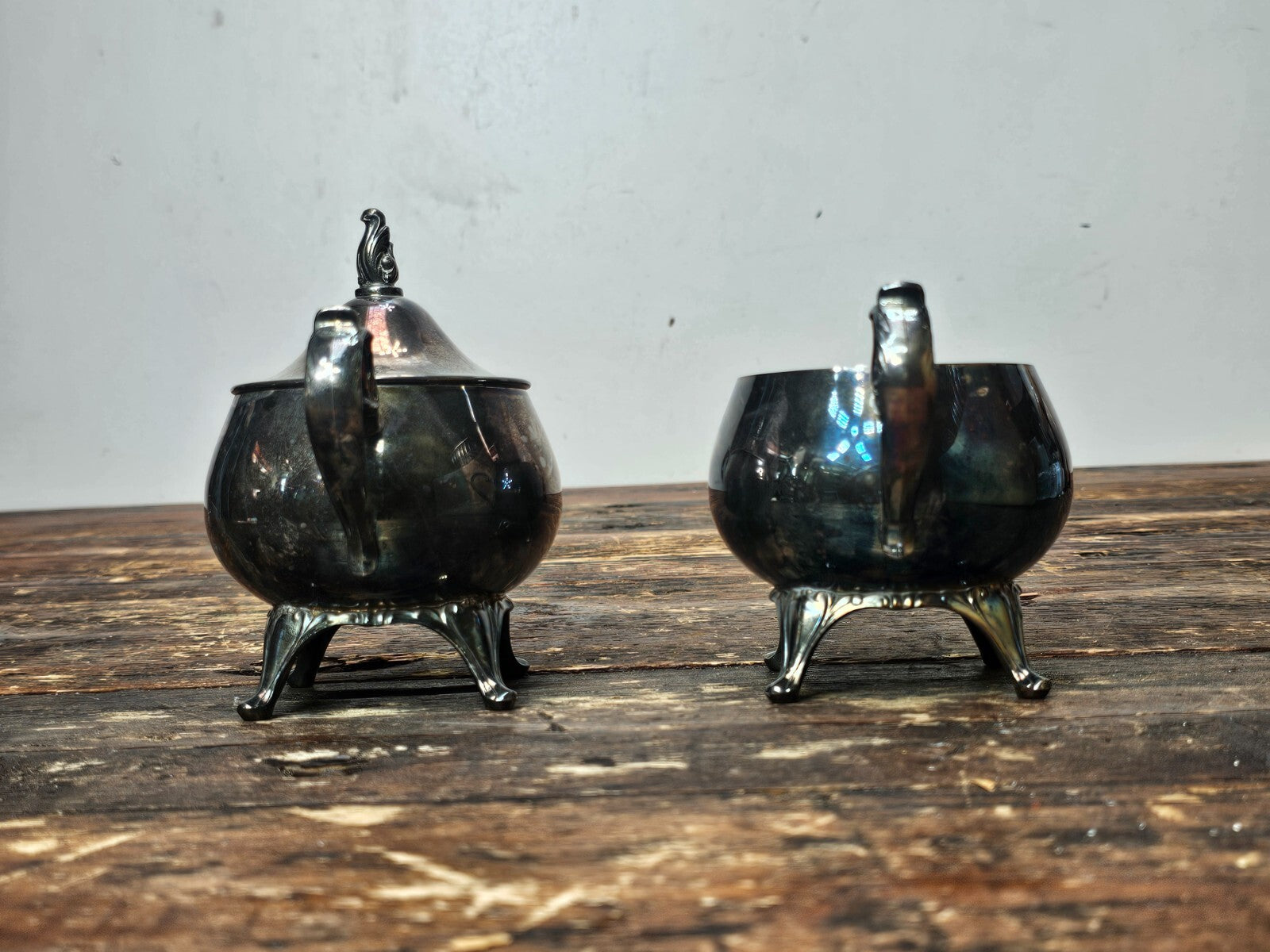 Vintage Oneida Silver Plated Sugar Bowl & Creamer Set