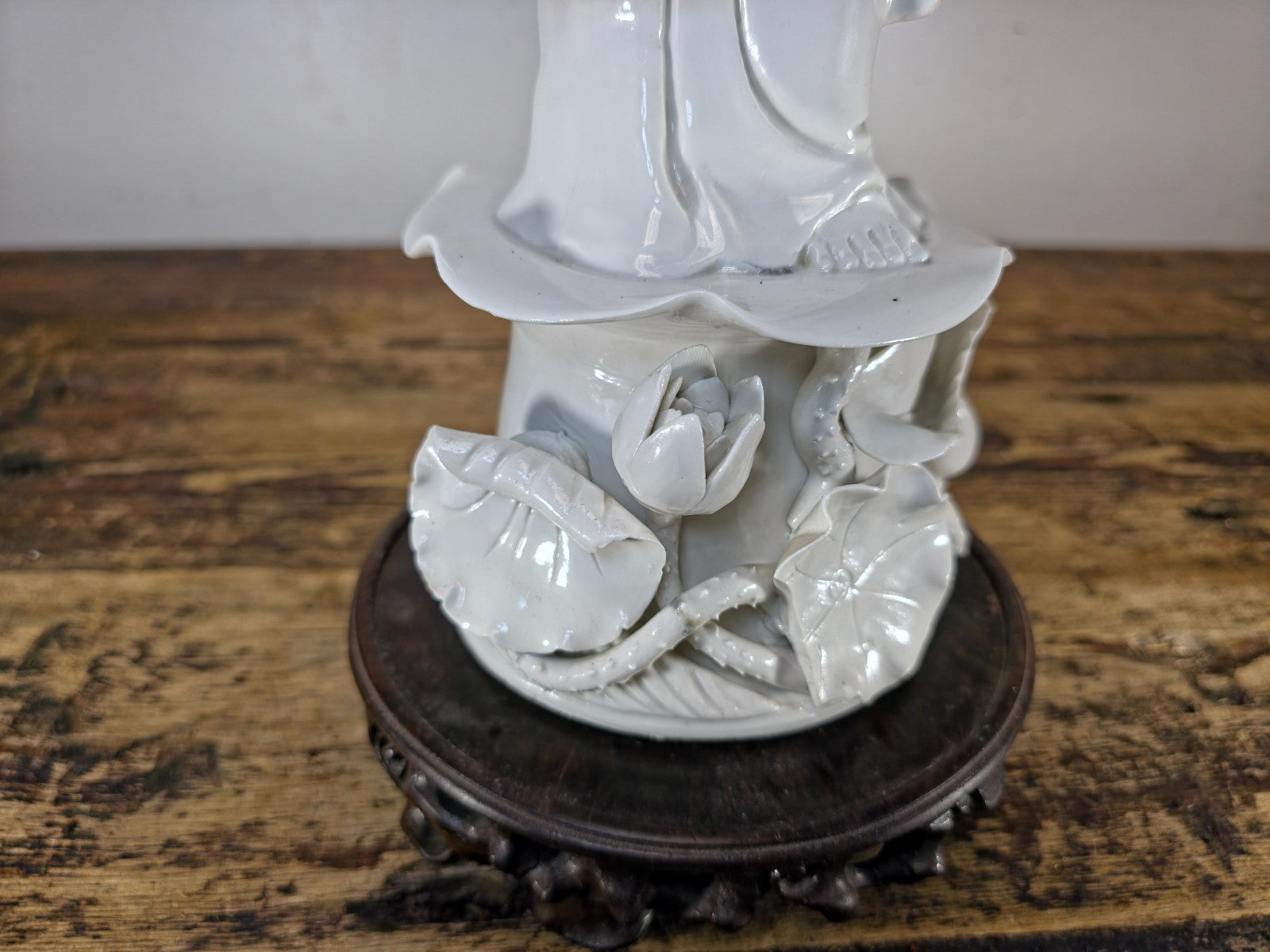 Blanc de Chine Porcelain Guanyin Statue Dehua Republic Period (1920–1940s) 18.5"