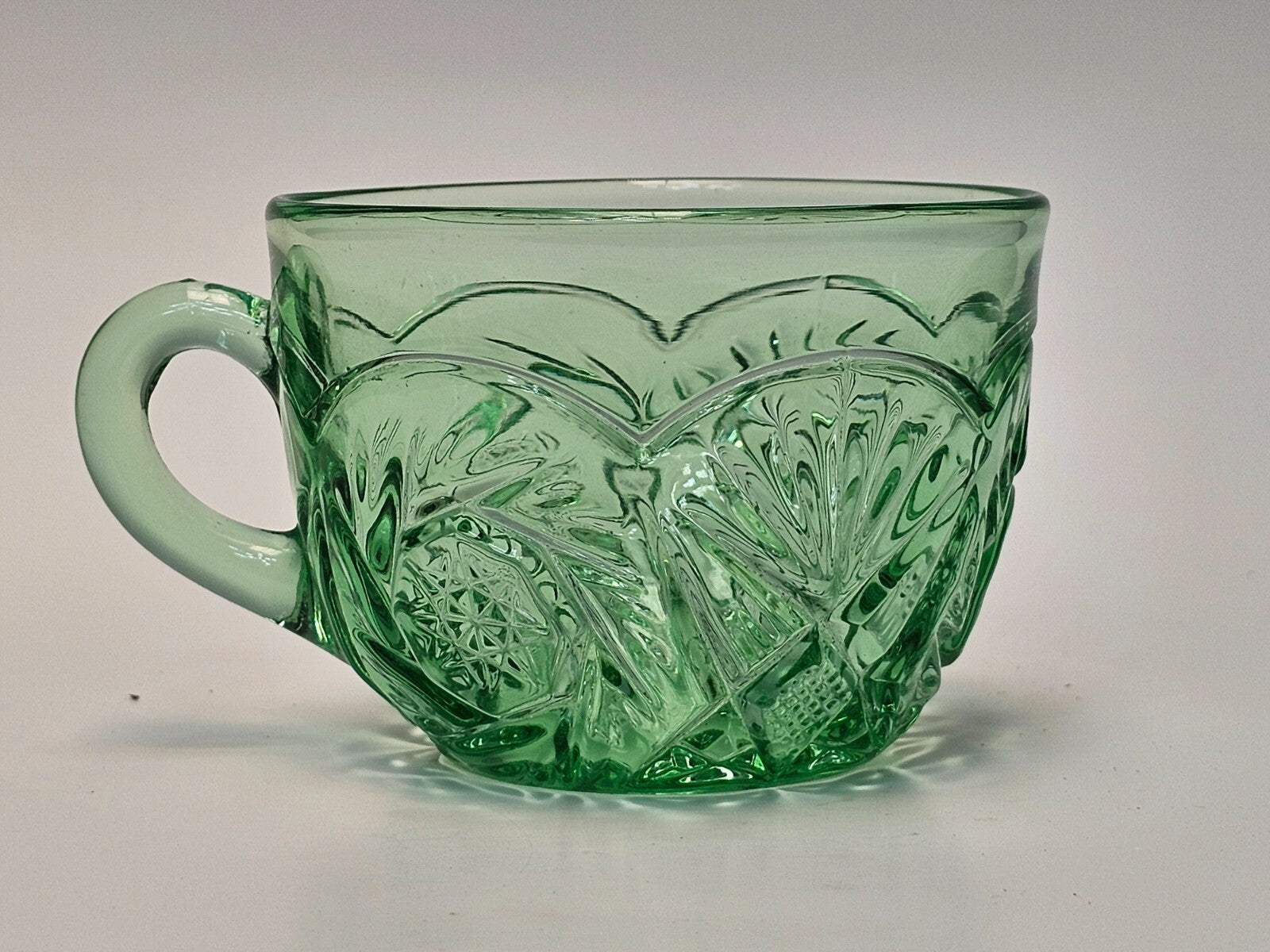 Heisey Pinwheel and Fan Green Moongleam Punch Cup