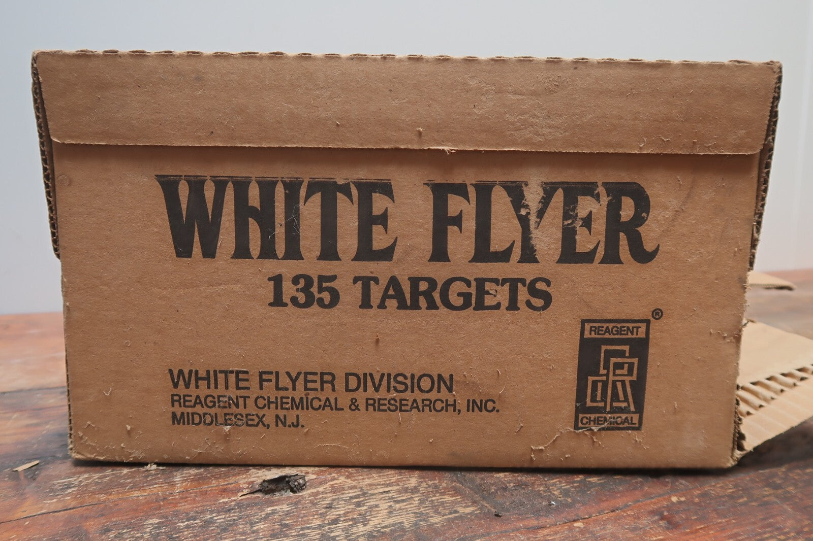 Vintage WHITE FLYER 135 Targets Clay Pigeon Flying Target Skeet Trapshooting