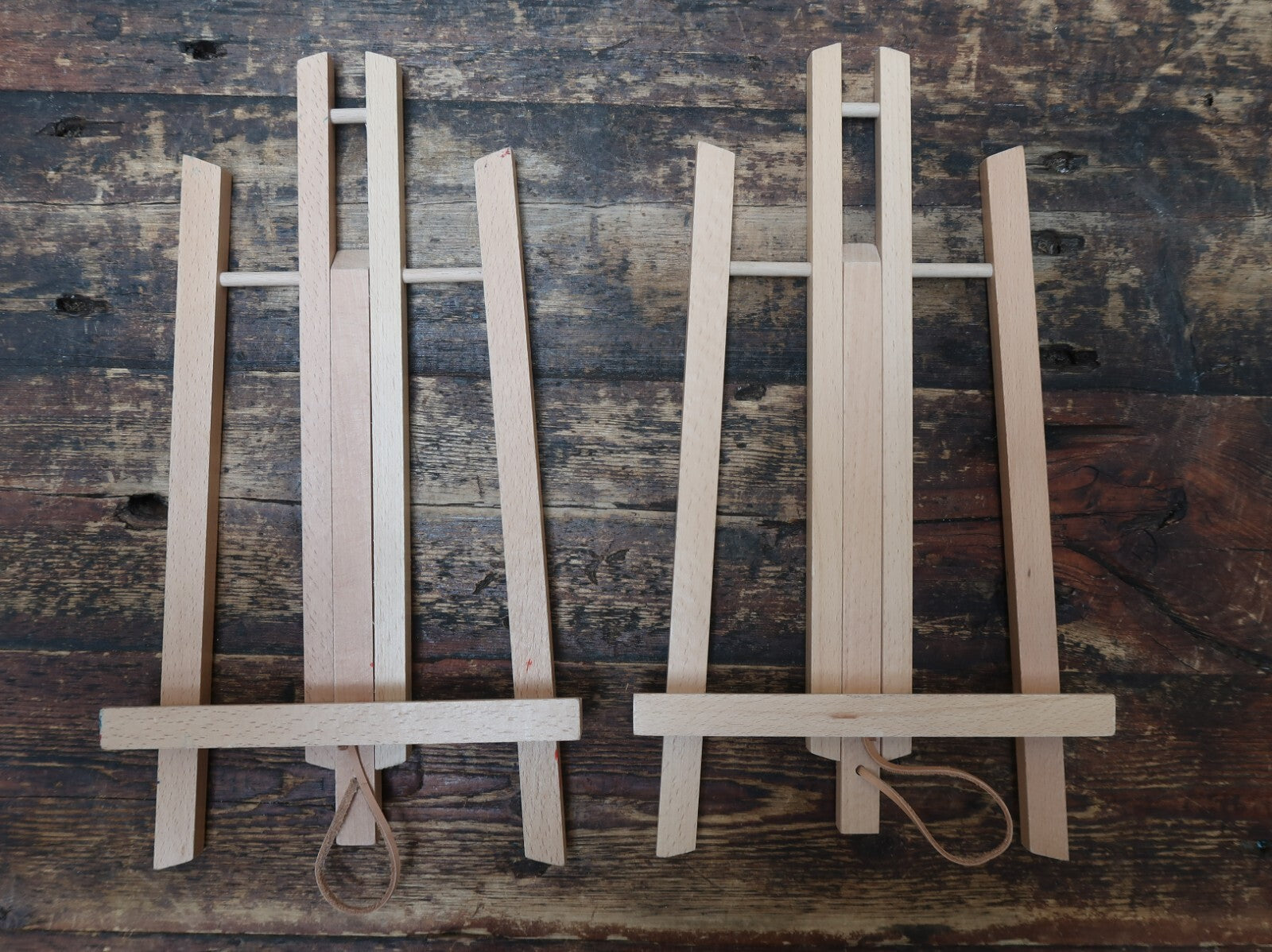 Small Wood Easel Tabletop Easel Stand 15.5" x 8.5" x 1.5" (Set of 2)
