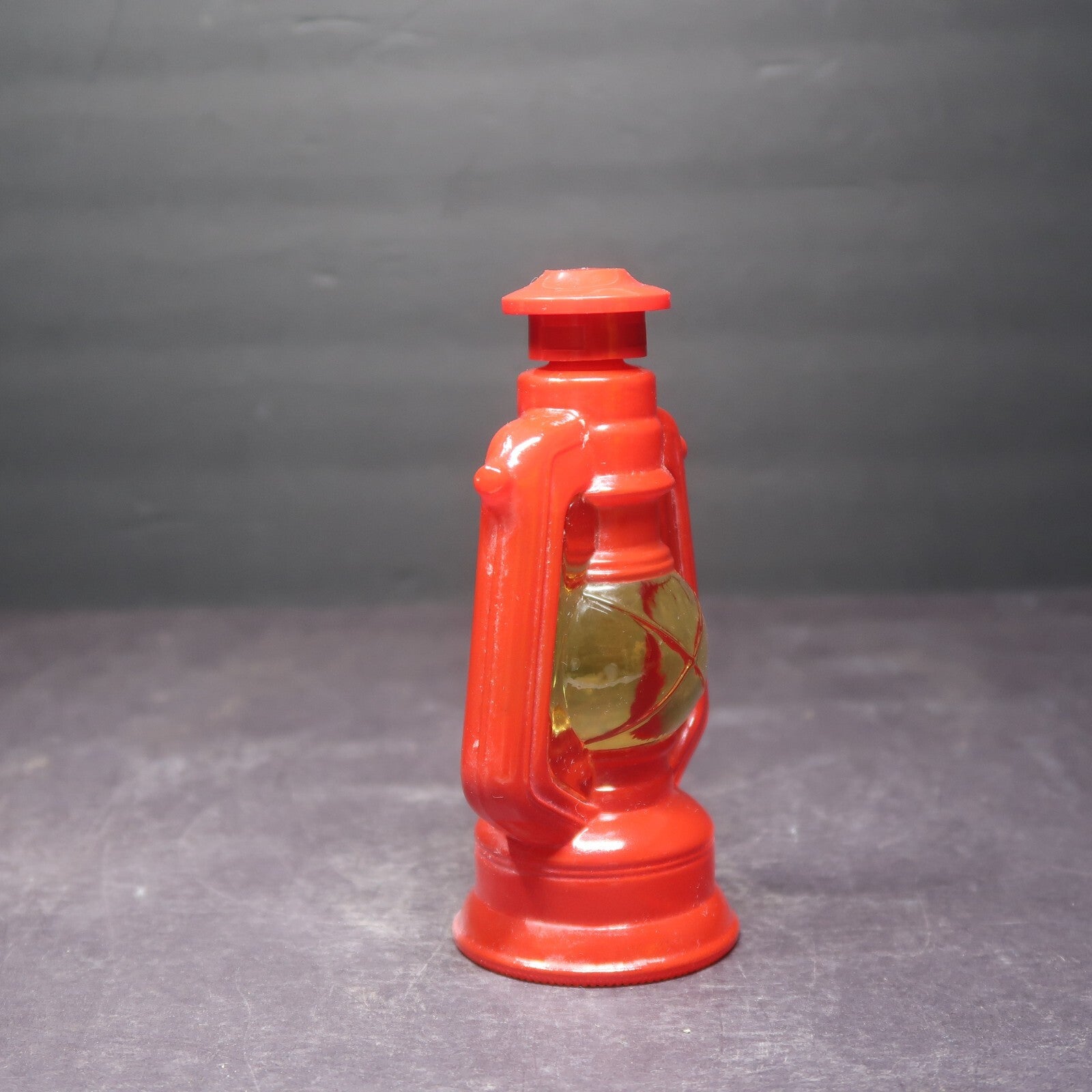 AVON Lantern Wild Country After Shave 4 fl oz 1970s Vintage