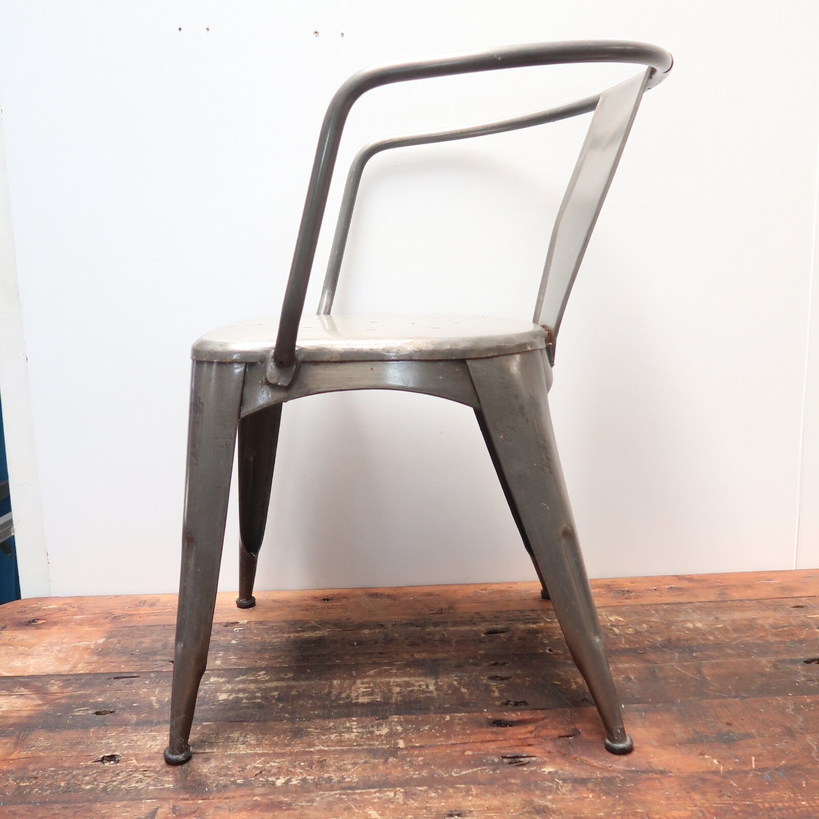 World Market Metal Jackson Tub Chair Polished Metal Patio Chair (A)