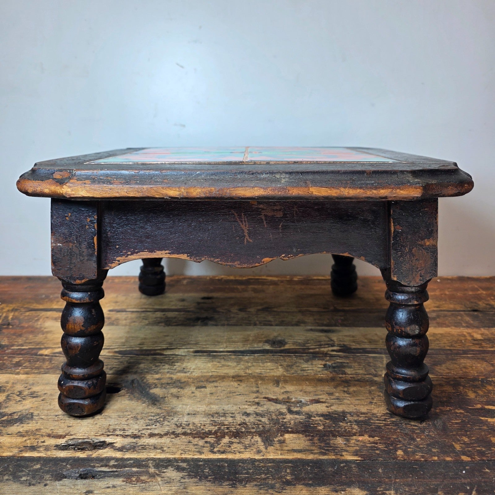Antique Tile Top Table Sterling Furniture Santa Monica/Taylor Style California