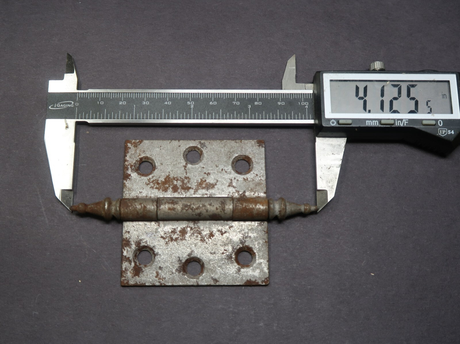 Vintage Iron Hinge Rustic (D)
