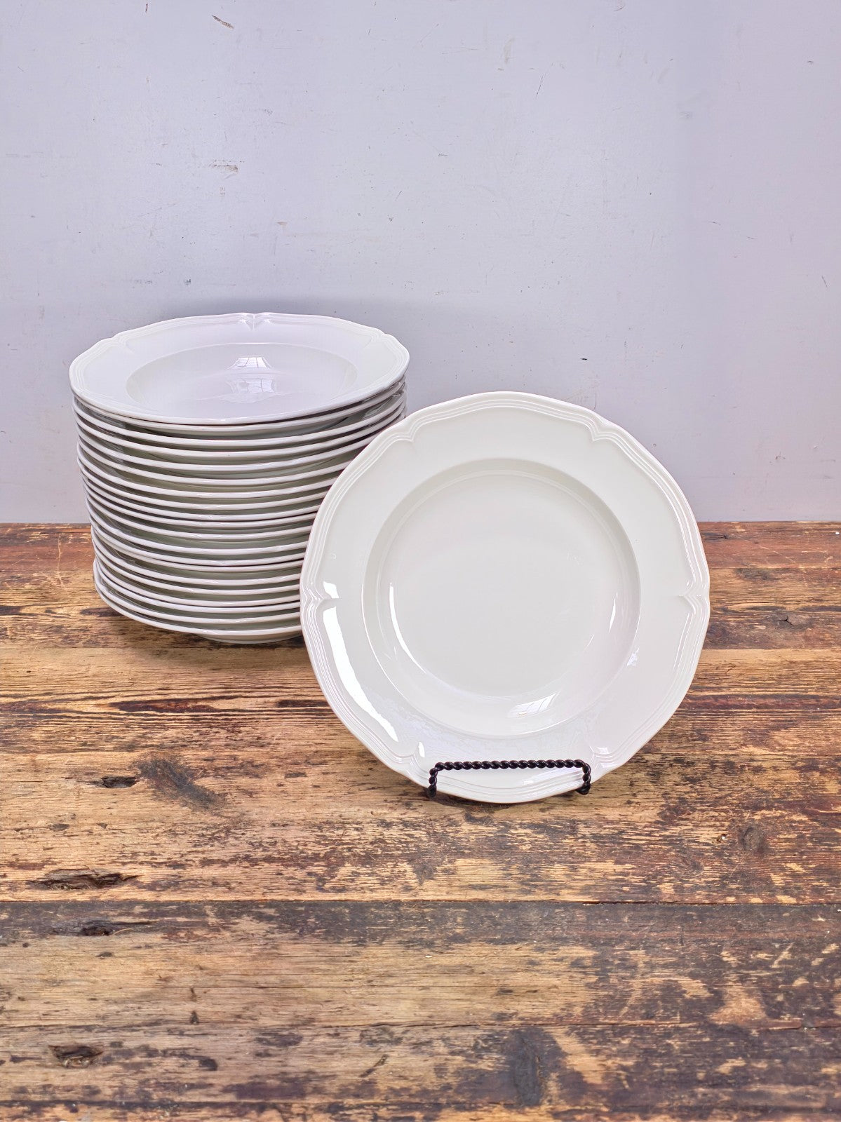 Villeroy &  Boch Manoir Large Rim Soup Bowl 9"