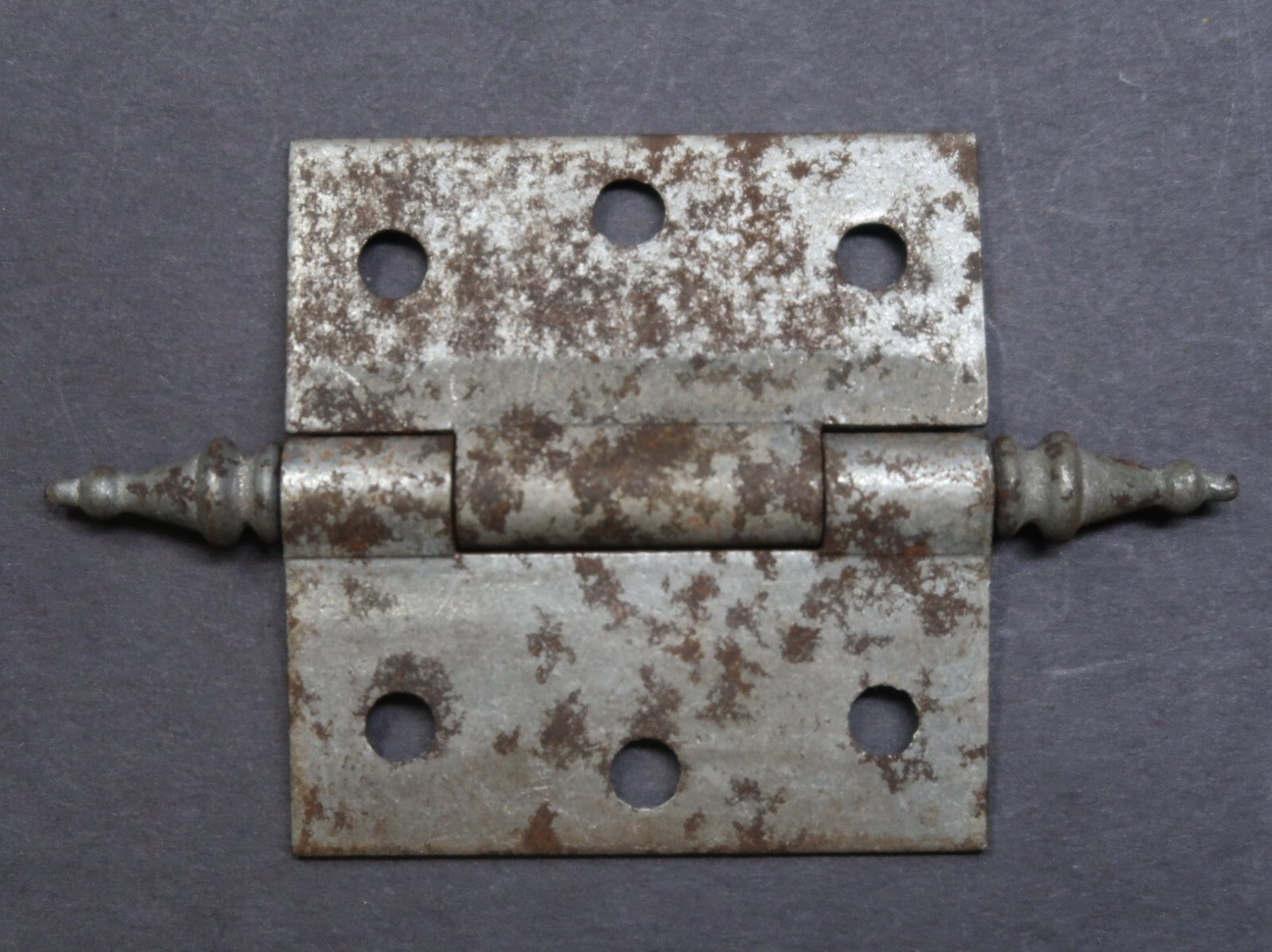 Vintage Iron Hinge Rustic (E)