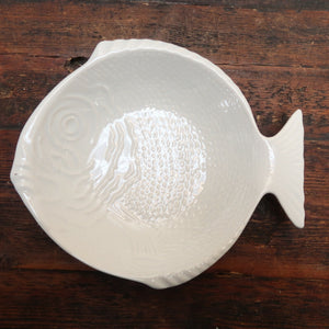 Vintage Oven Proof Fish Shaped Bowl Made In California 10.5" x 9" x 2"