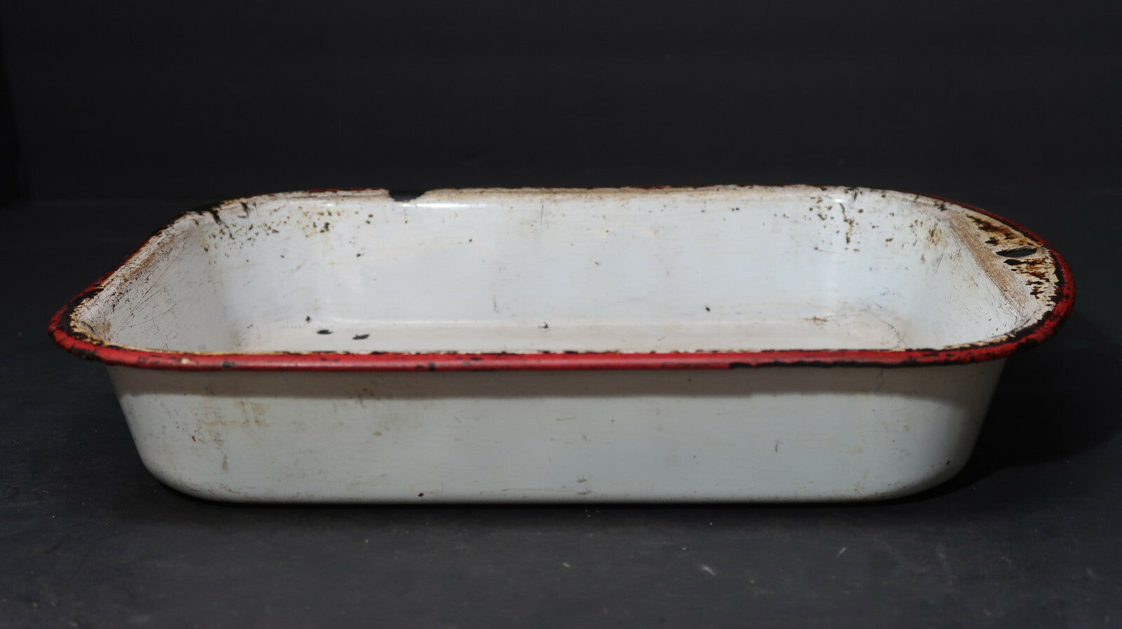 Vintage Enamel Ware Rustic Baking Pan White / Red 10.5" x 8" x 2"