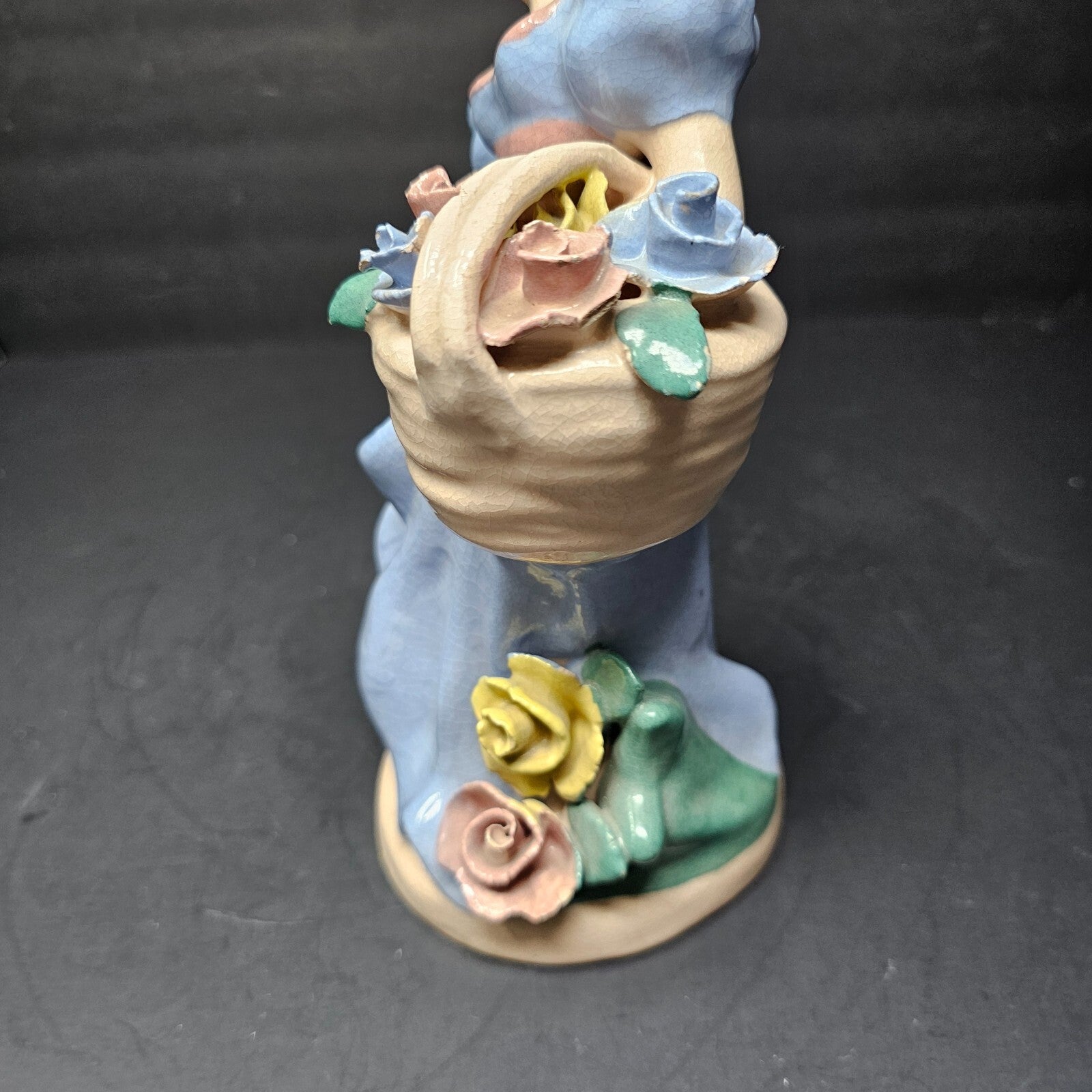 Vintage Kaye Of Hollywood California Lady With Basket Of Flowers Figurine