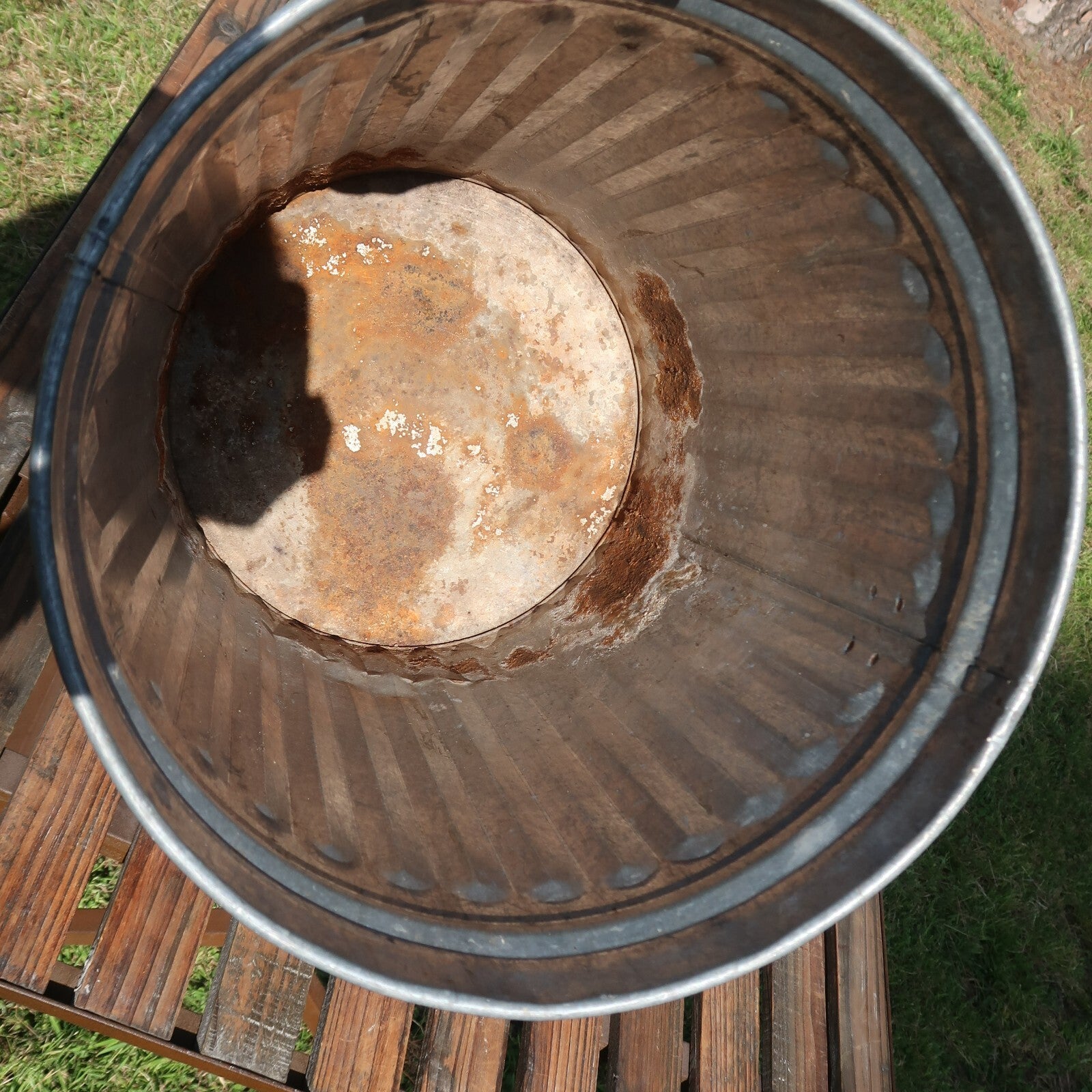 Vintage Metal Outdoor Trash Can with Handle Garden Planter Farmhouse