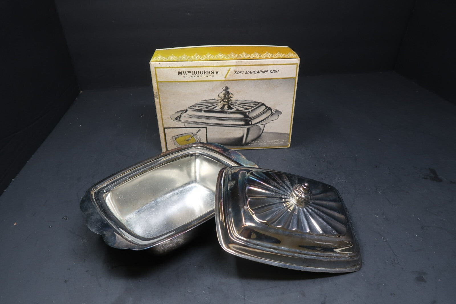 Wm Rogers Silverplate Soft Margarine Dish Candy & Relish Server