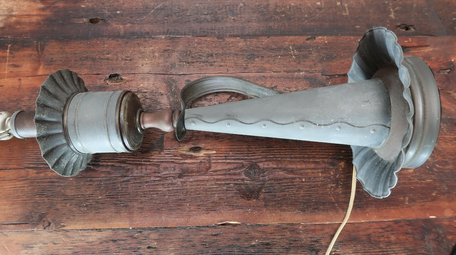 Antique Brass Table Lamp With Handle Rustic Patina 7" x 7" x 27.5"