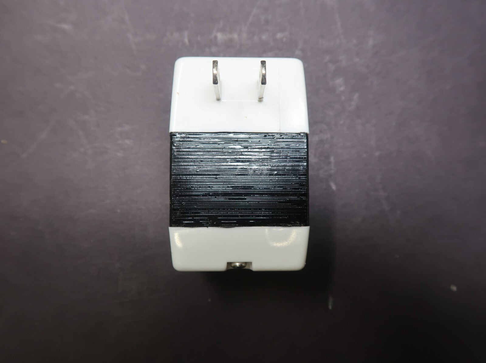 Franzus 50 Watt Reverse Electricity Converter Changes 110V to 220V Model FR-22